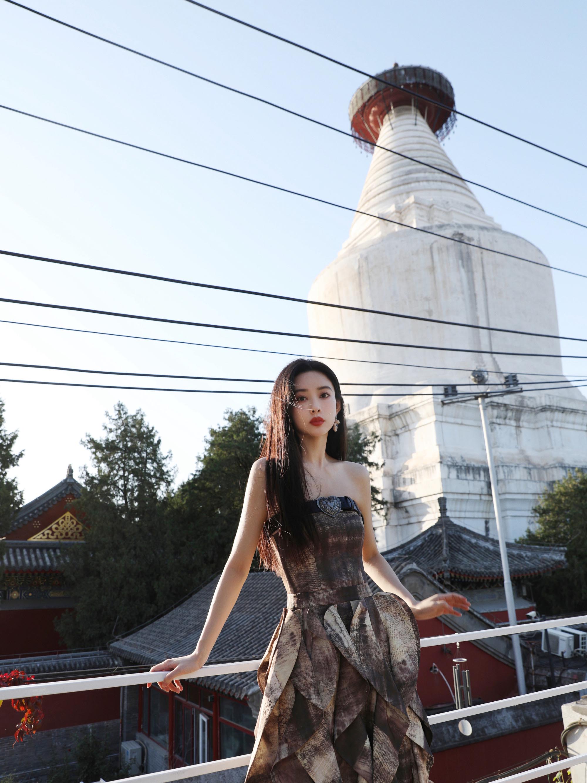 图片[7]-二次元COS分享[明星写真]孟子义以她明媚的容颜和浓烈的魅力，展现出无尽的元气与活力。-二次元COS分享次元吧