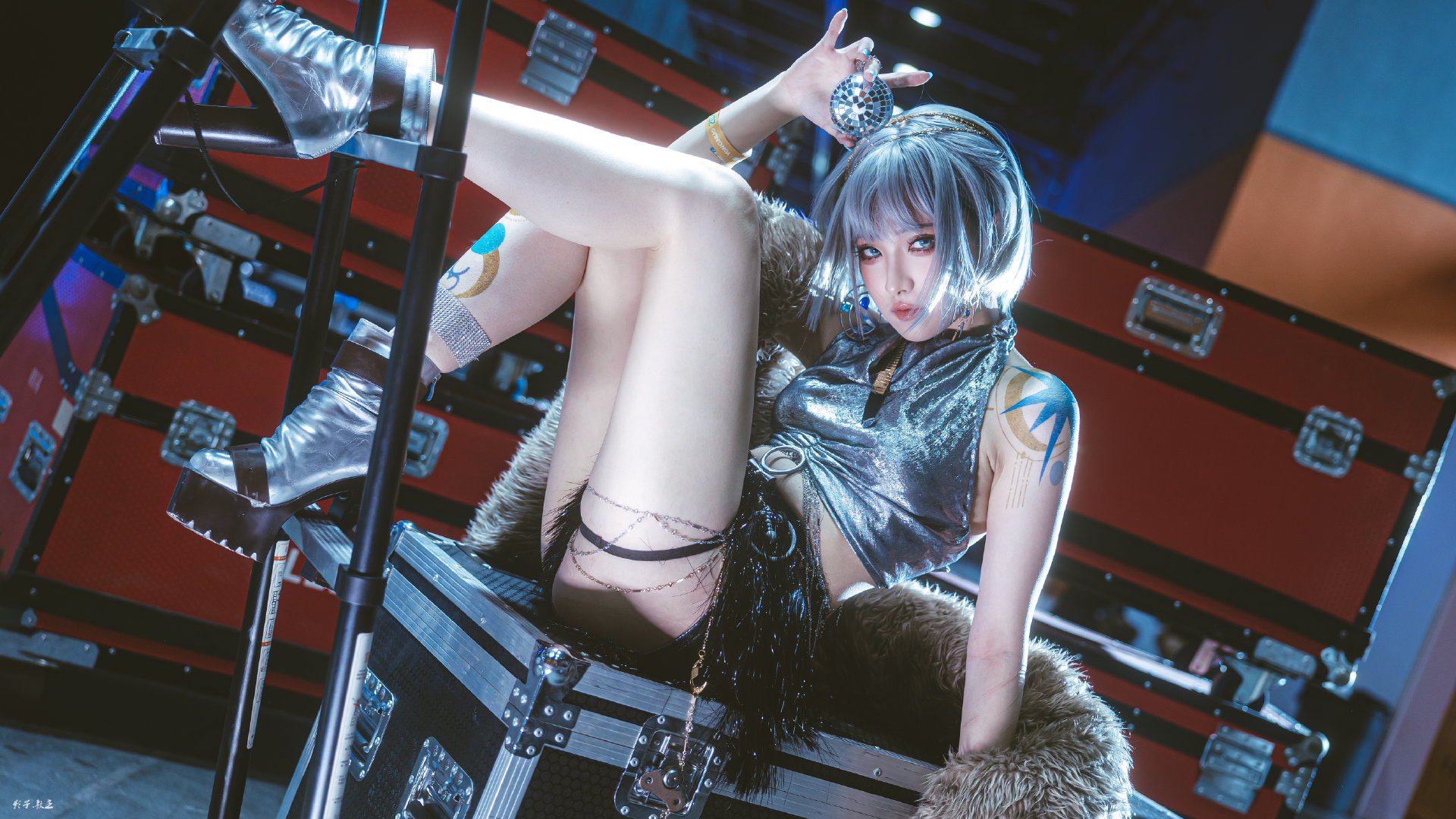 [COSplay]重返未来1999 环状水星 – 你提着箱子，你也在流浪吗？-二次元COS分享次元吧