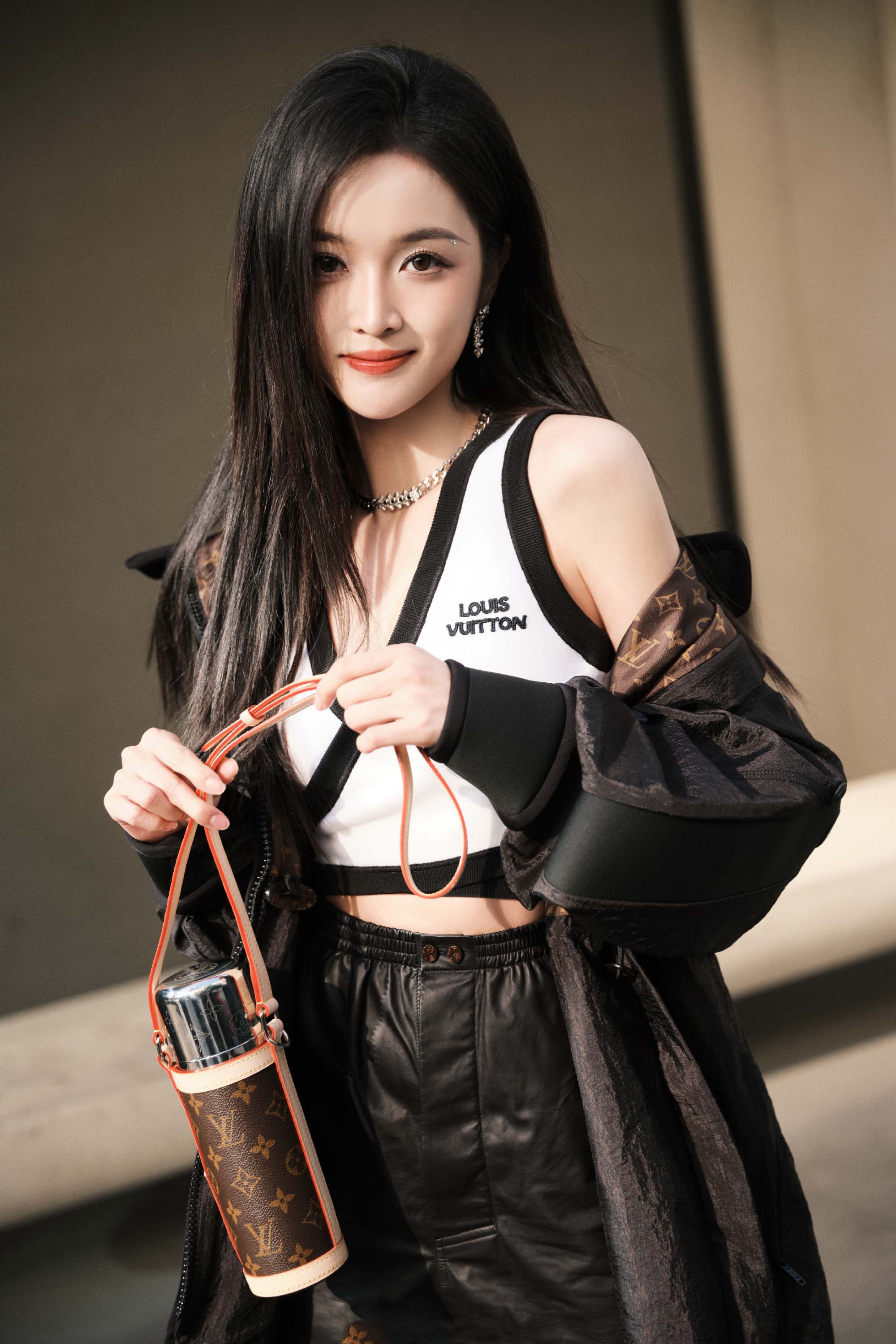 图片[9]-二次元COS分享[明星写真]吴宣仪洋溢着满满的活力与元气，散发着令人心动不已的独特魅力。-二次元COS分享次元吧