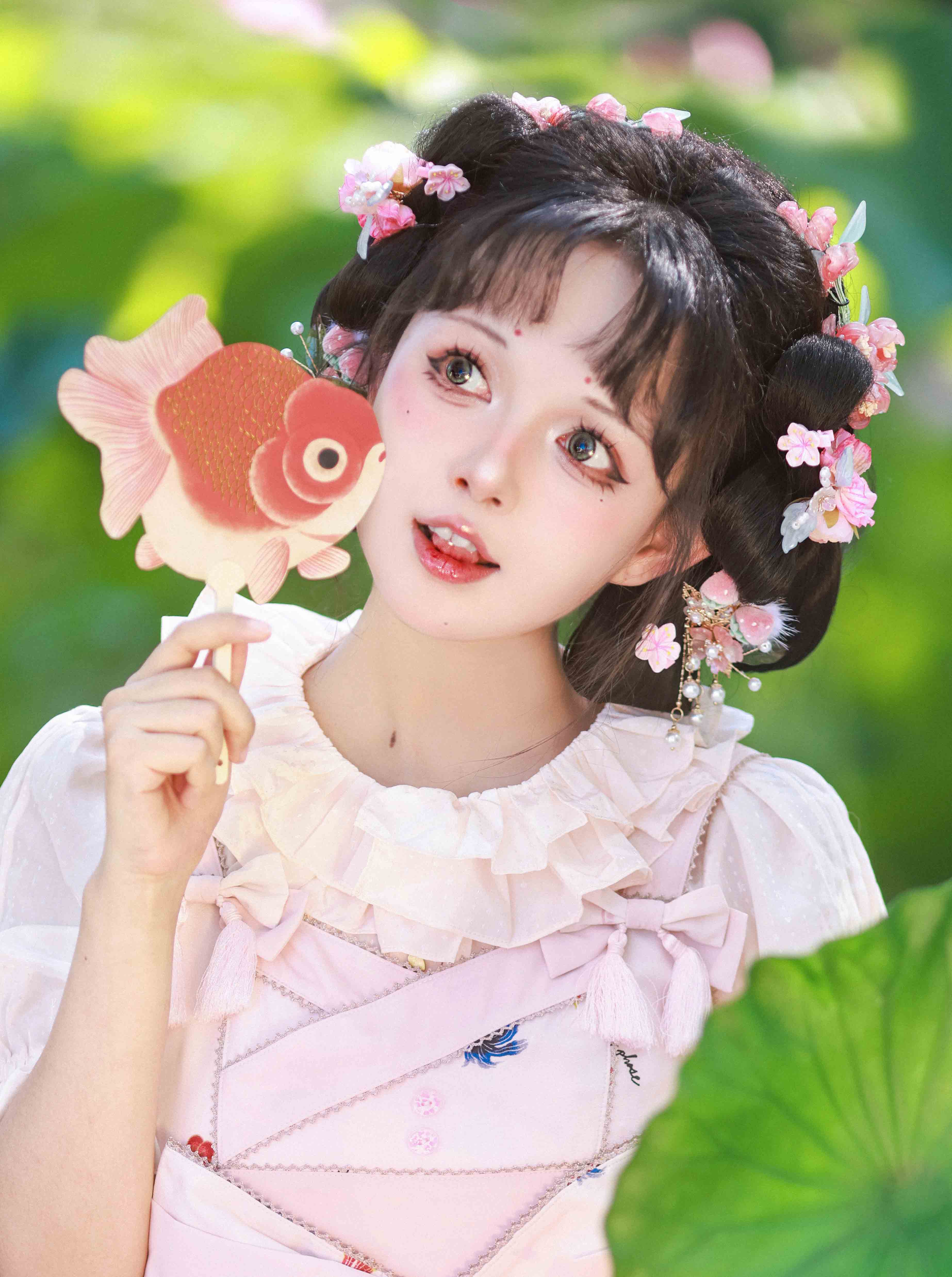 图片[1]-二次元COS分享夏日炽热如火，好运如莲朵朵绽放～-二次元COS分享次元吧