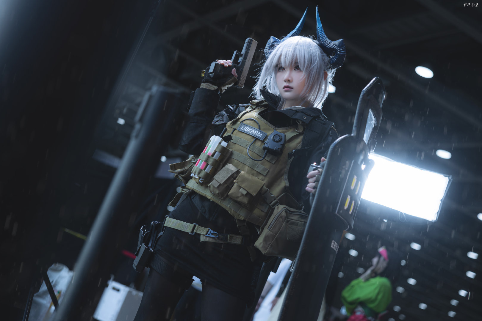 图片[1]-二次元COS分享[COSplay]无论什么任务都要认真对待，这是我们专业保全的基本原则。-二次元COS分享次元吧