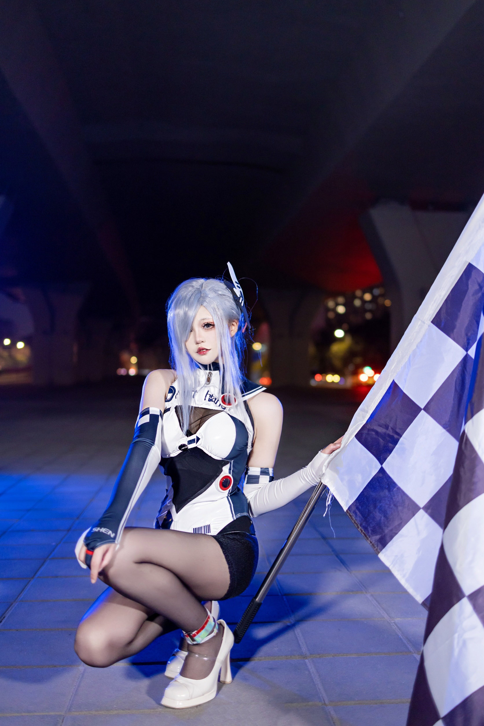 图片[4]-二次元COS分享[COSplay]原神 申鹤身着炫酷赛车服，尽显飒爽英姿-二次元COS分享次元吧