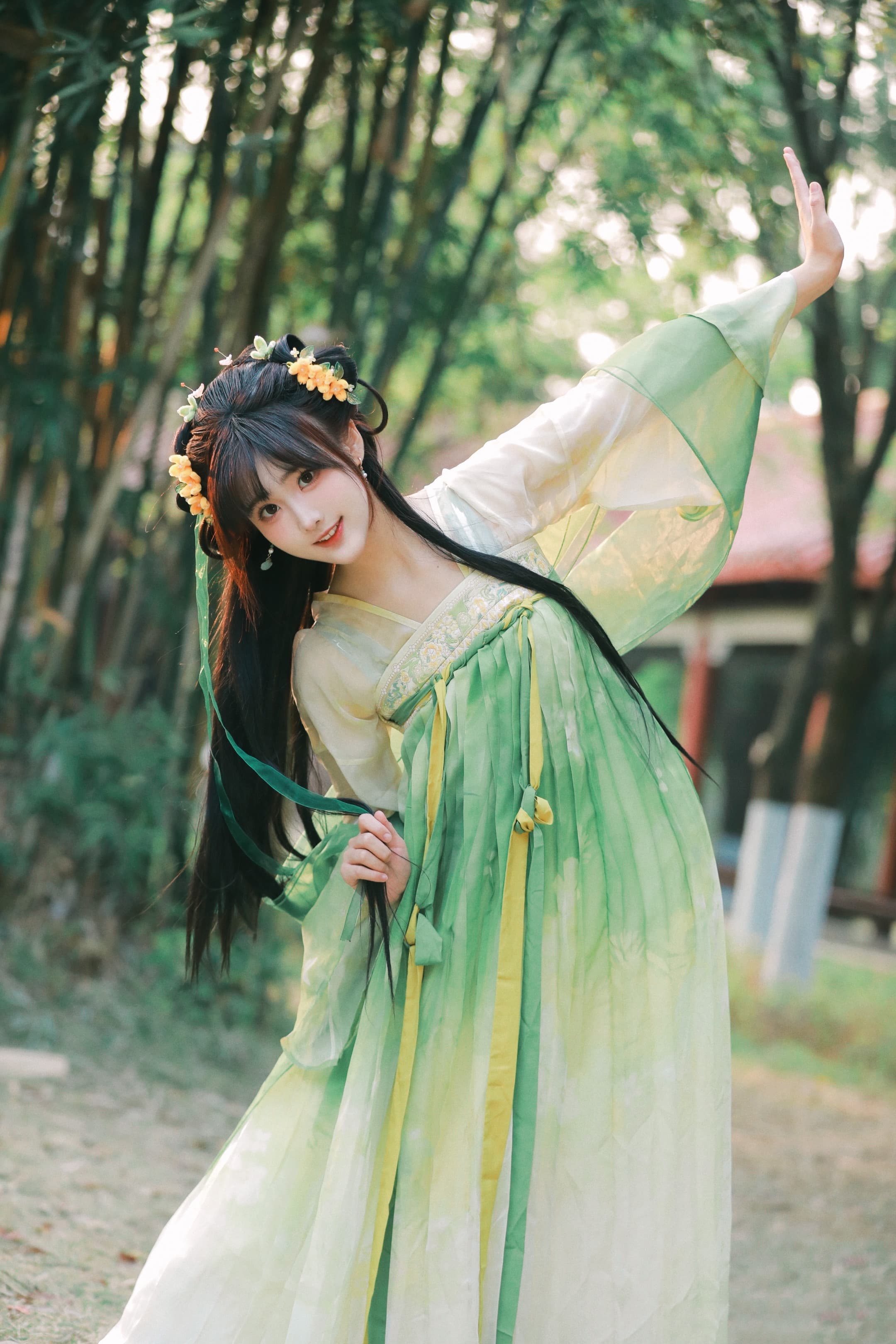 图片[1]-二次元COS分享慕里风声寒，凌中暗生妙-二次元COS分享次元吧