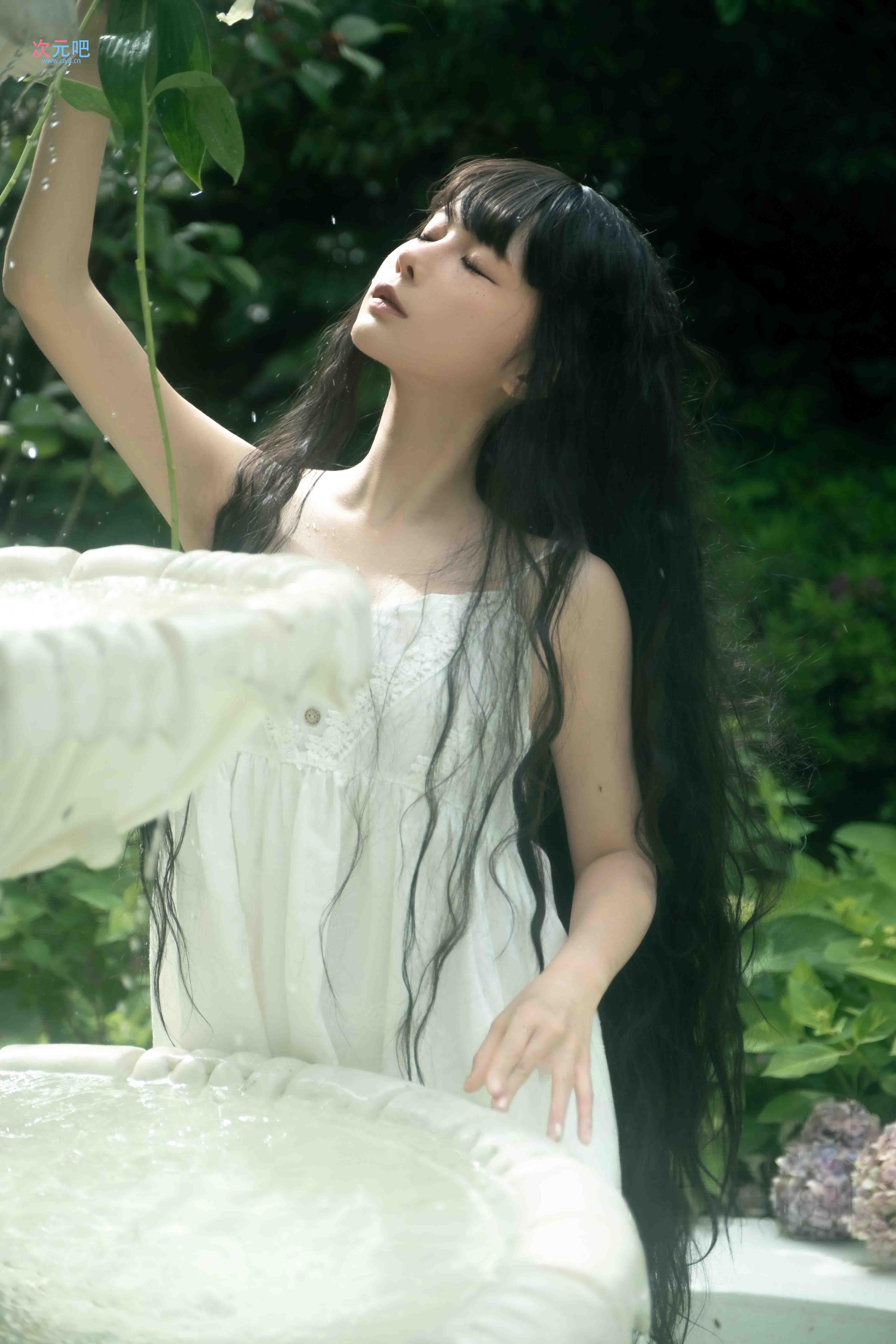 图片[6]-二次元COS分享蠢沫沫 – 白吊带-二次元COS分享次元吧