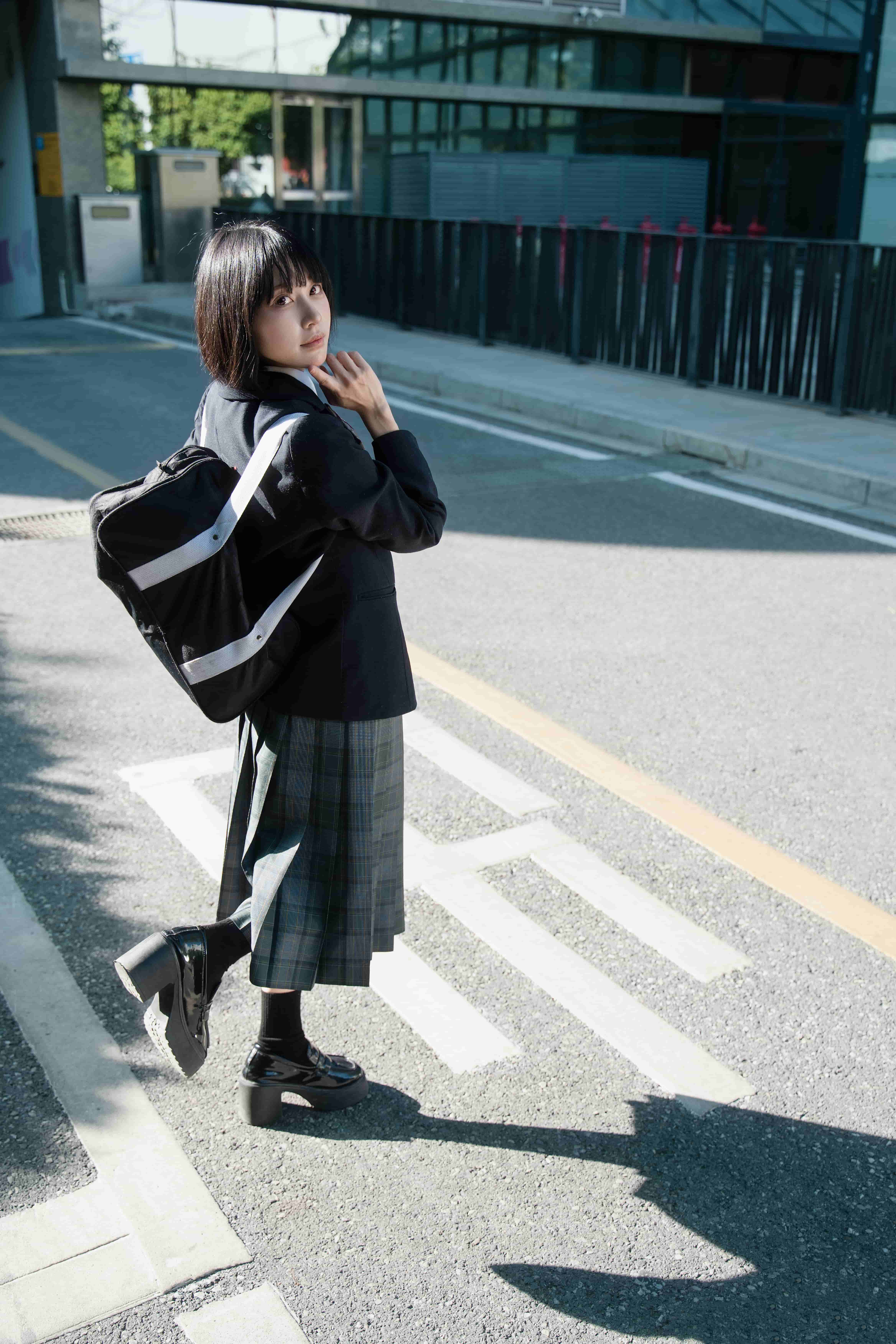图片[13]-二次元COS分享[JK]阳光少女-校服倩影静候于K5楼下停车场-二次元COS分享次元吧