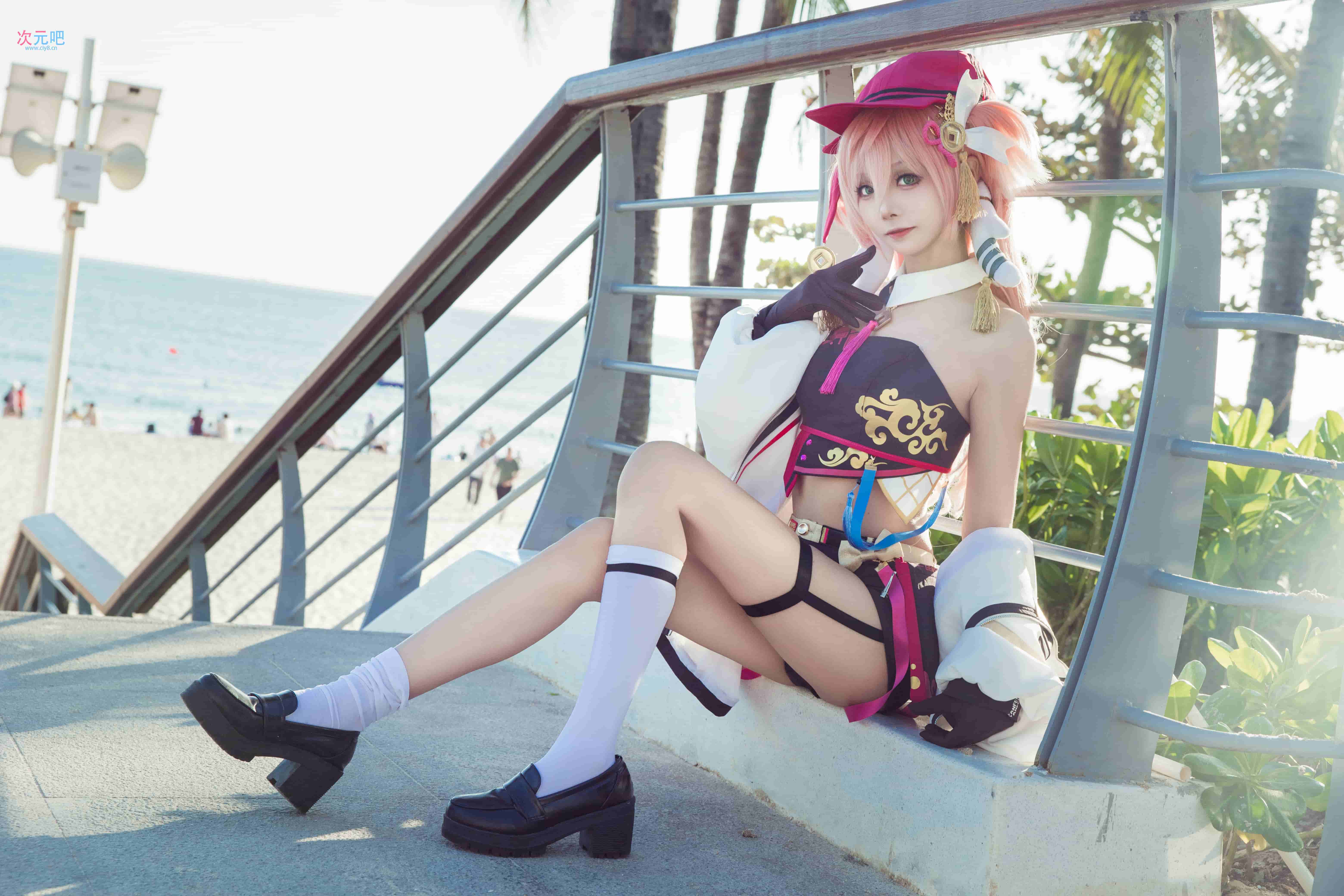 图片[2]-二次元COS分享艾西Aiwest – 原神烟绯 花鸟与情-二次元COS分享次元吧