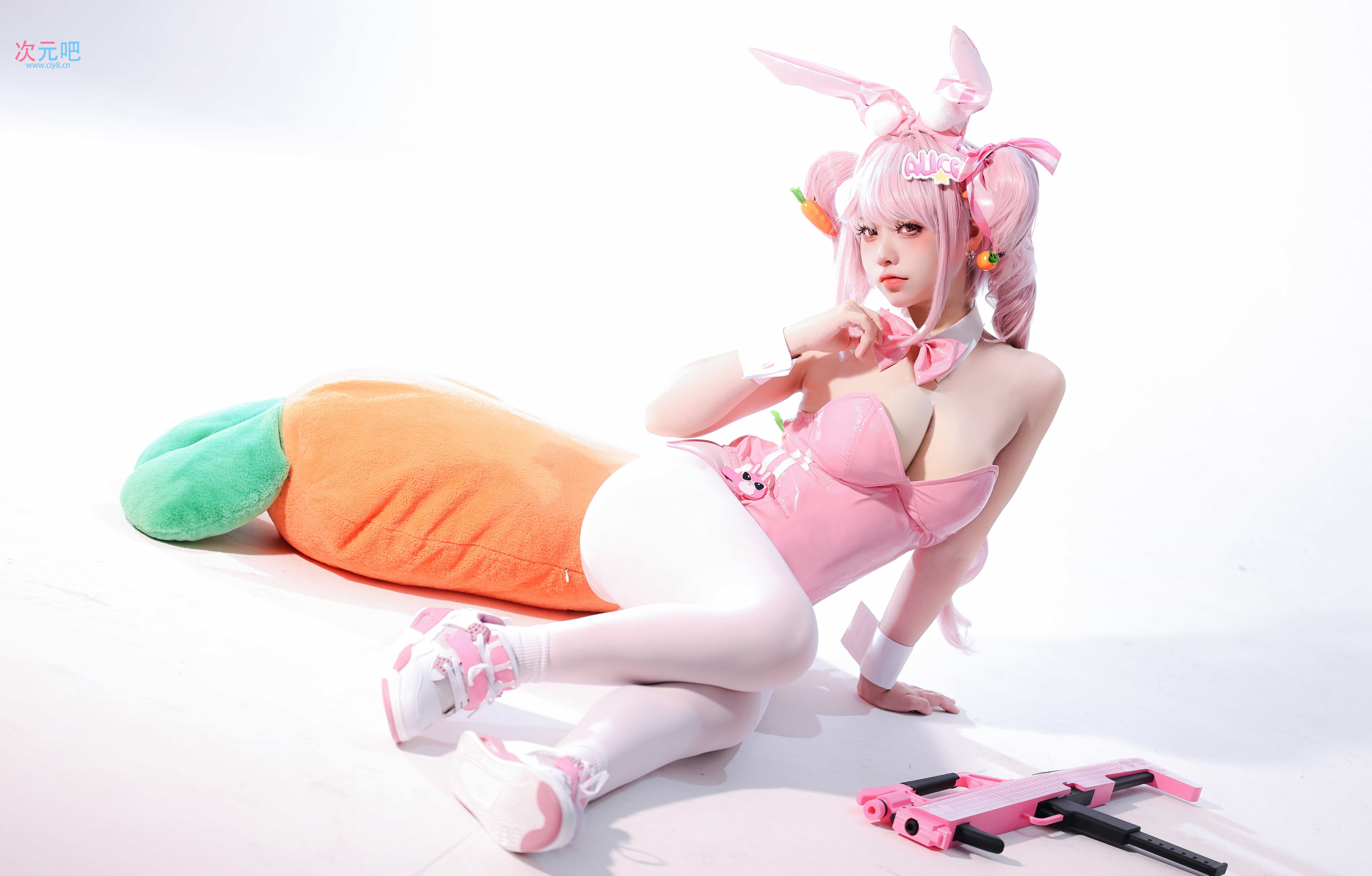 G44不会受伤 - 爱丽丝兔女郎-二次元COS分享次元吧