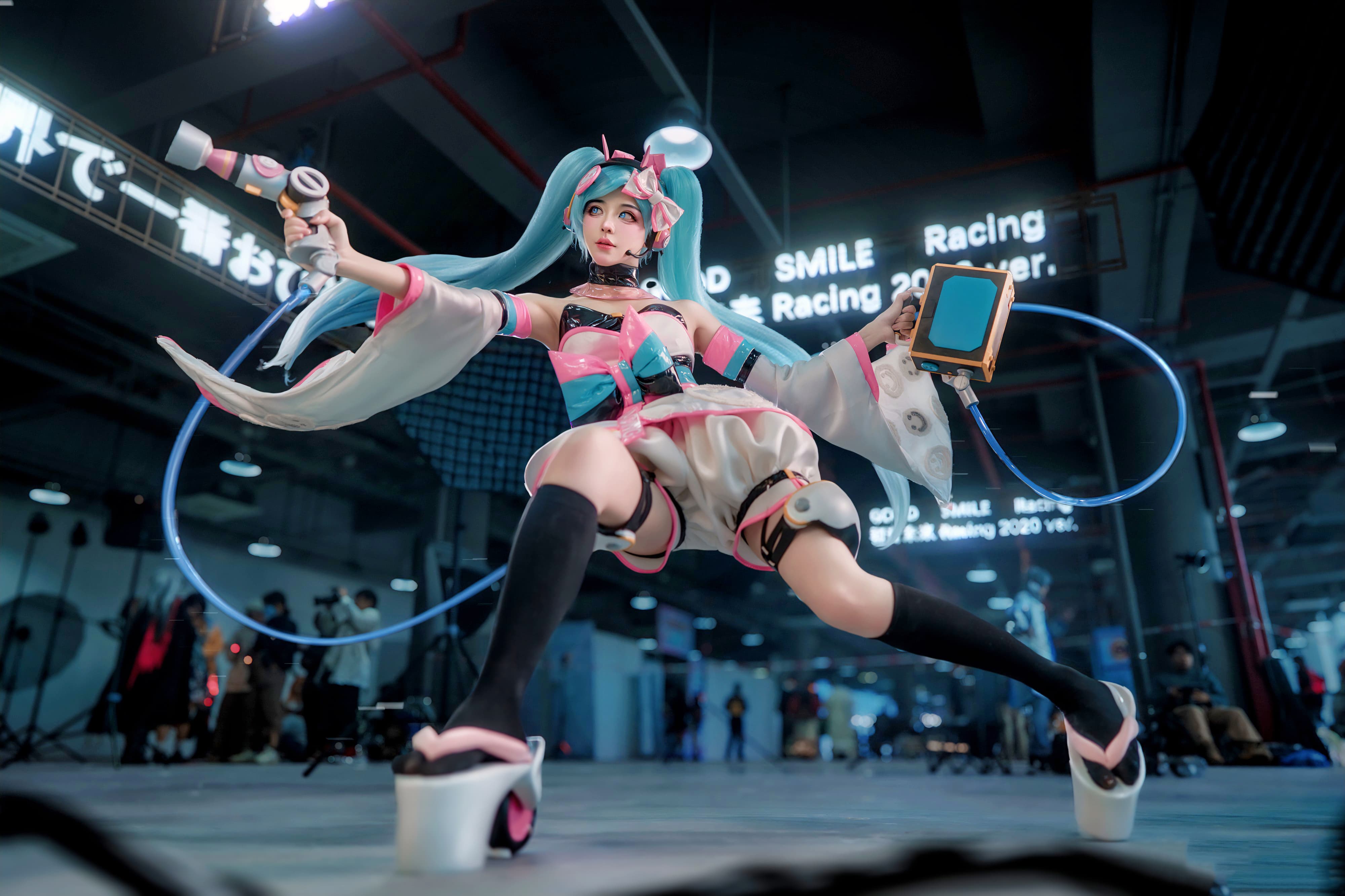 图片[1]-二次元COS分享[COSplay]是赛车Miku啊～-二次元COS分享次元吧