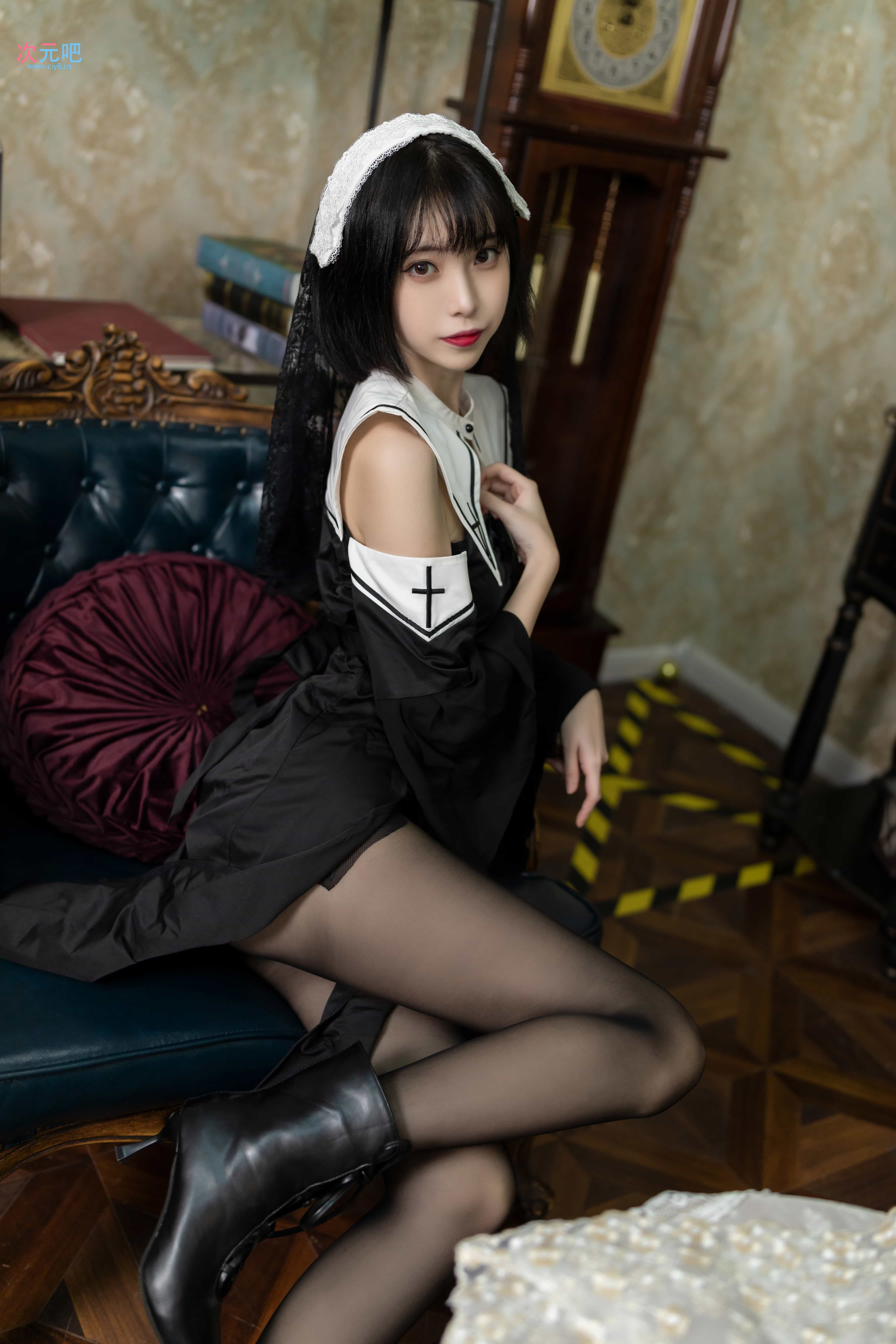 图片[2]-二次元COS分享许岚LAN – 暗黑修女-二次元COS分享次元吧