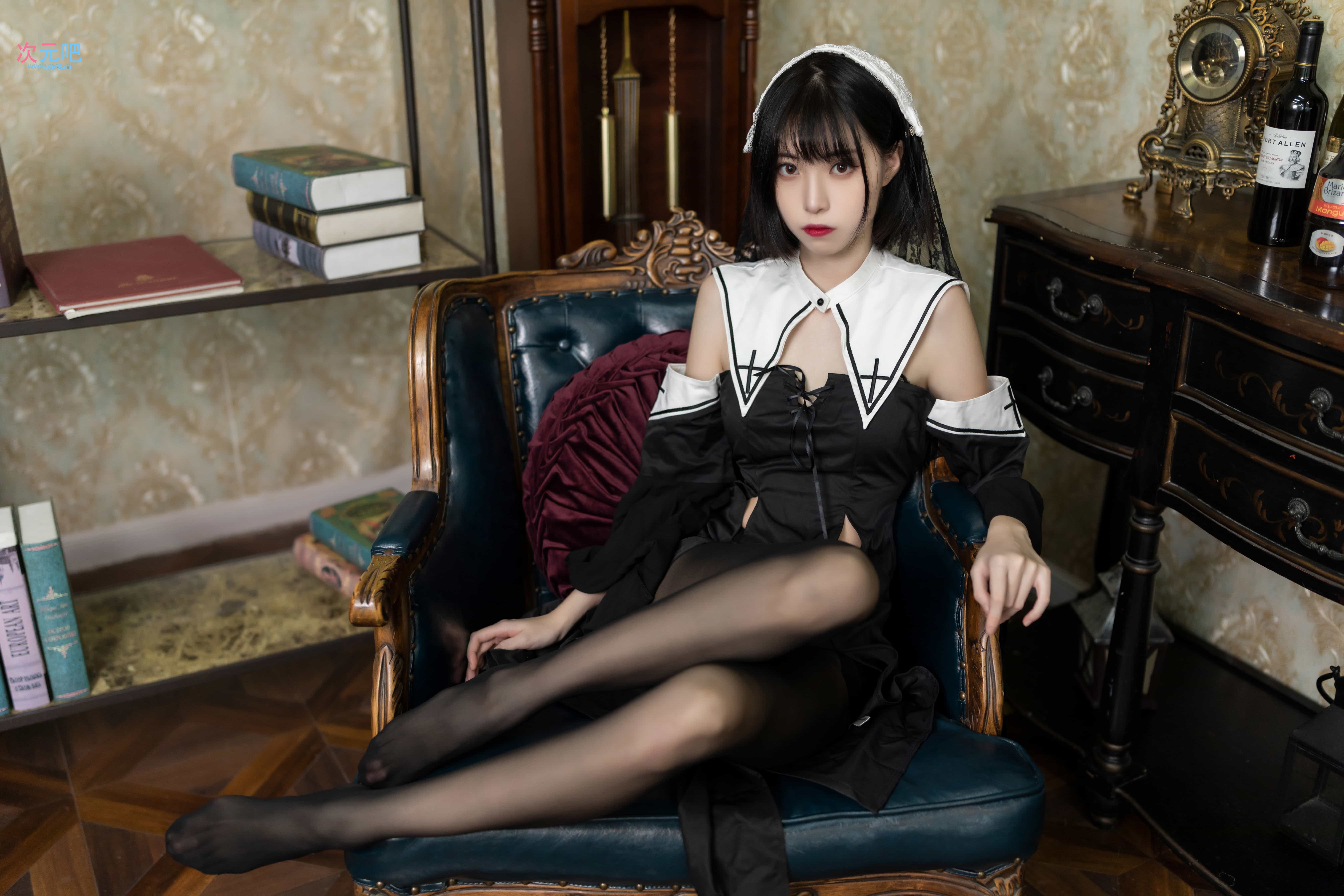 图片[4]-二次元COS分享许岚LAN – 暗黑修女-二次元COS分享次元吧