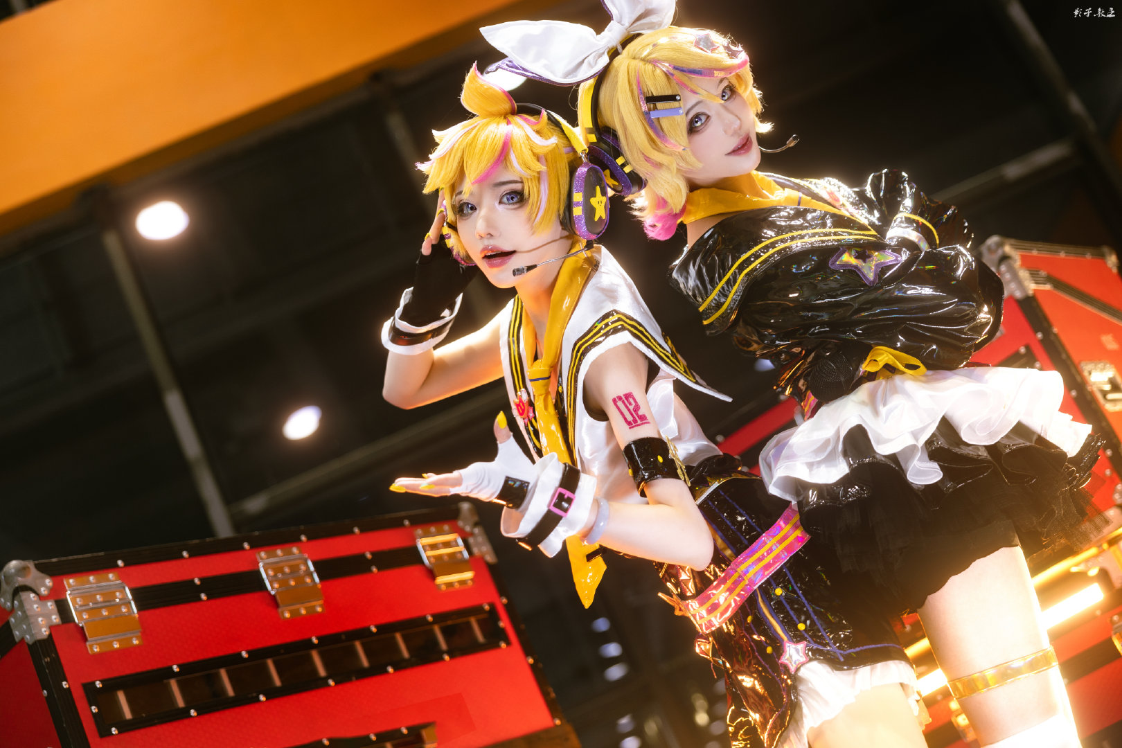 图片[1]-二次元COS分享[COSplay]粉丝已经叫我们了哦，铃我听到了啦，声音再大一点，let’s go-二次元COS分享次元吧