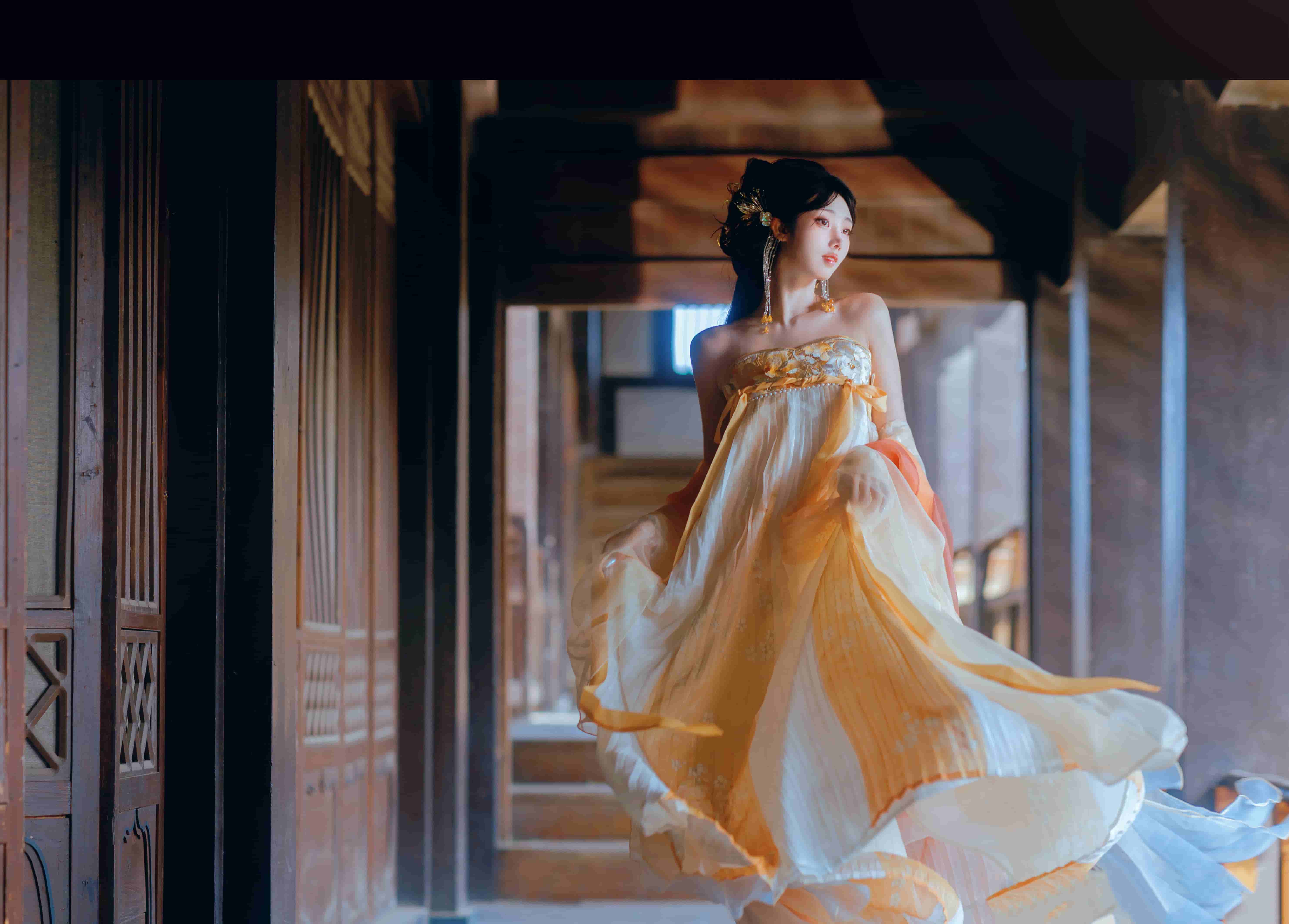 图片[2]-二次元COS分享[COSplay]仙袂忽沾流霞醉，眼波漫剪玉蕖香。-二次元COS分享次元吧