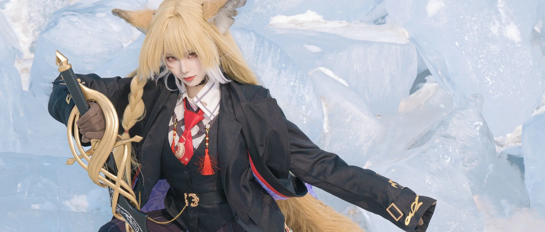 [COSplay]洋服剑舞，所谓伊人醉山花-二次元COS分享次元吧