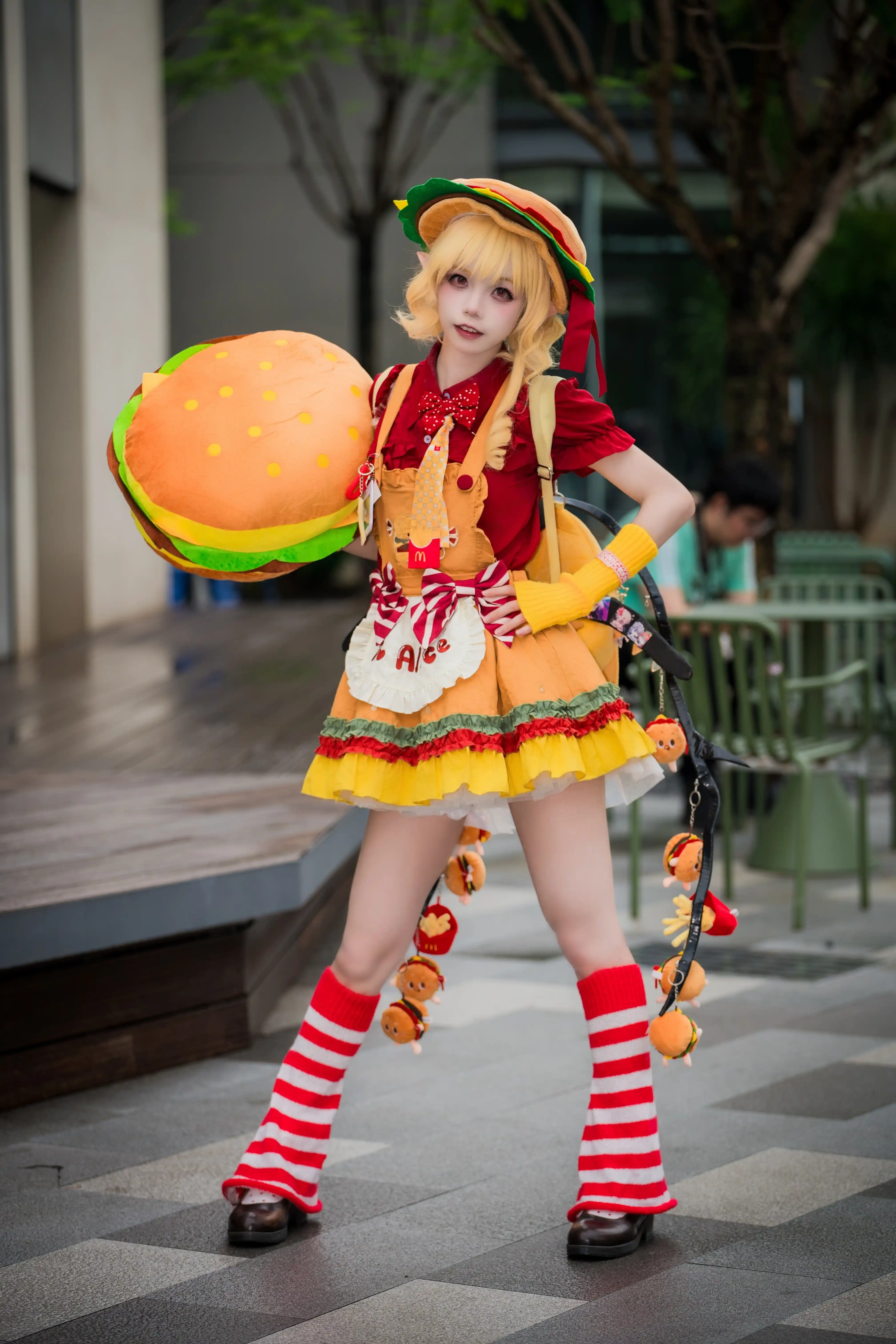 图片[5]-二次元COS分享[COSplay]麦当劳芙兰朵露🍔-二次元COS分享次元吧