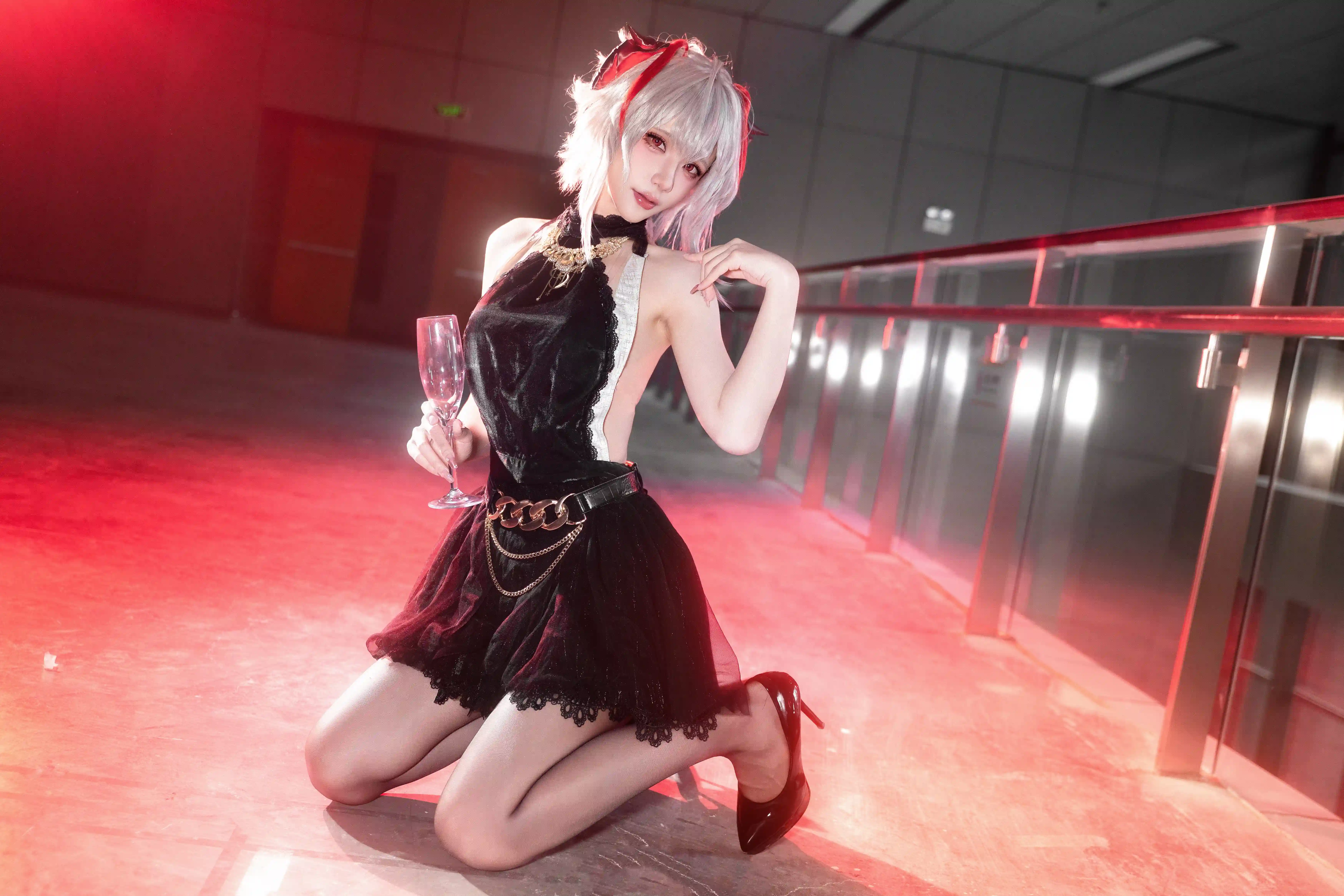 [COSplay]共饮一杯吧 博士🍷-二次元COS分享次元吧