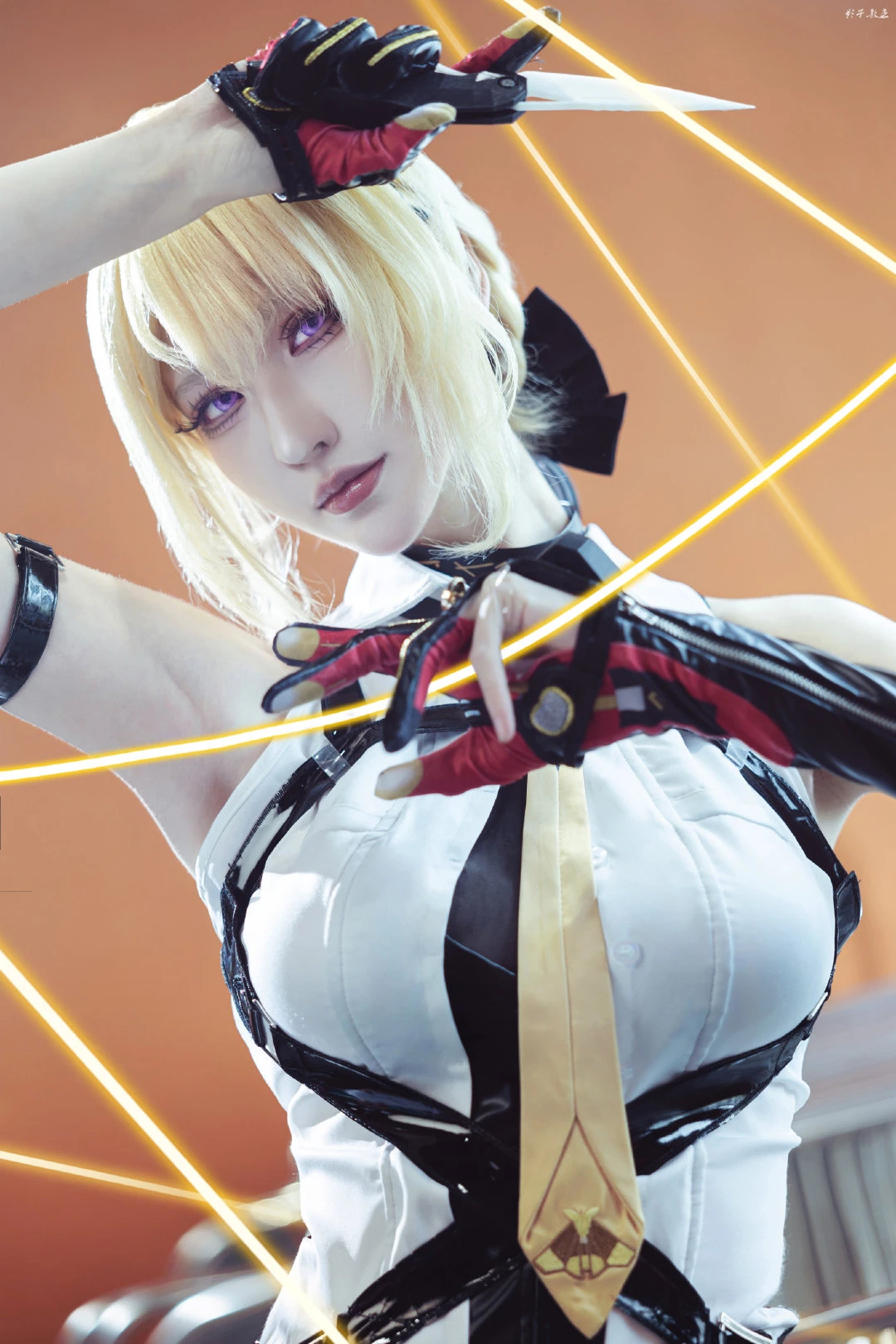 图片[9]-二次元COS分享[COSplay]现在是小姐的私人时间，不接受任何形式的采访。-二次元COS分享次元吧