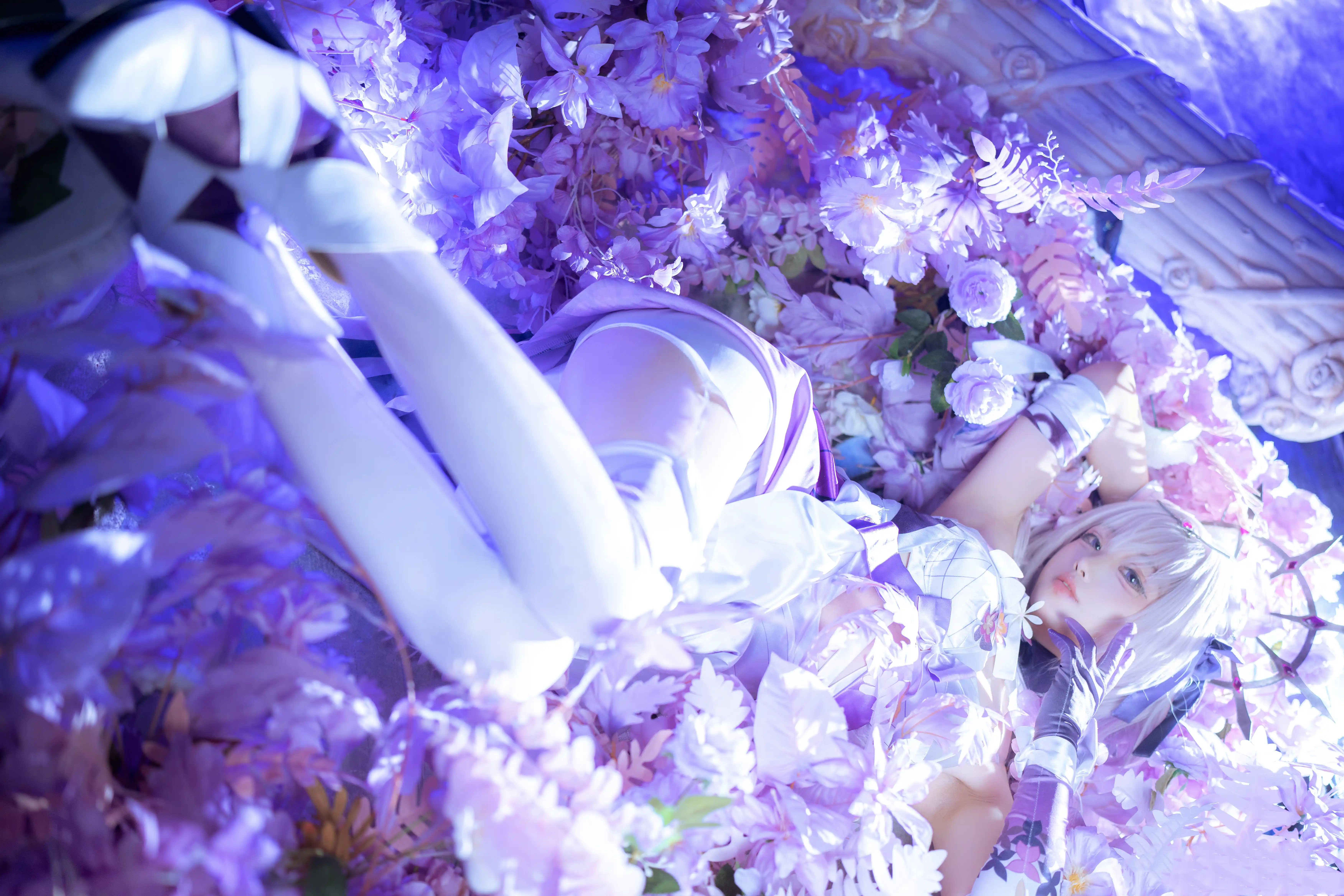 图片[1]-二次元COS分享[COSplay]最后，我能再借一次….你的体温吗？-二次元COS分享次元吧