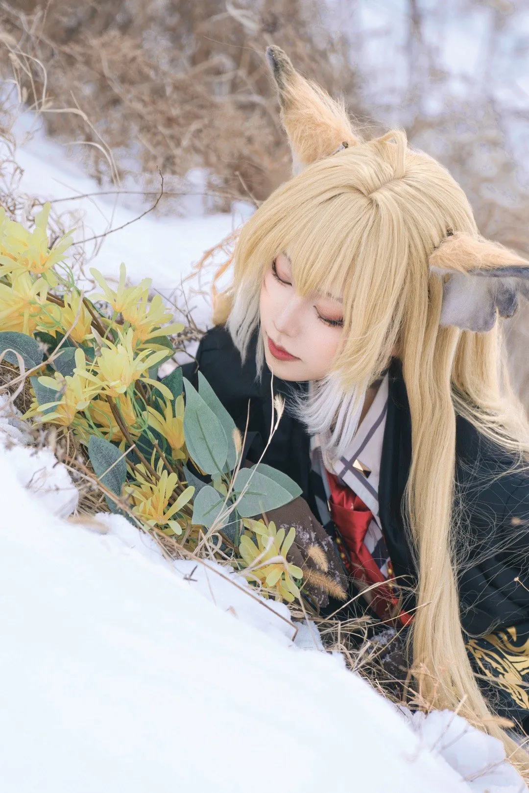 图片[8]-二次元COS分享[COSplay]洋服剑舞，所谓伊人醉山花-二次元COS分享次元吧