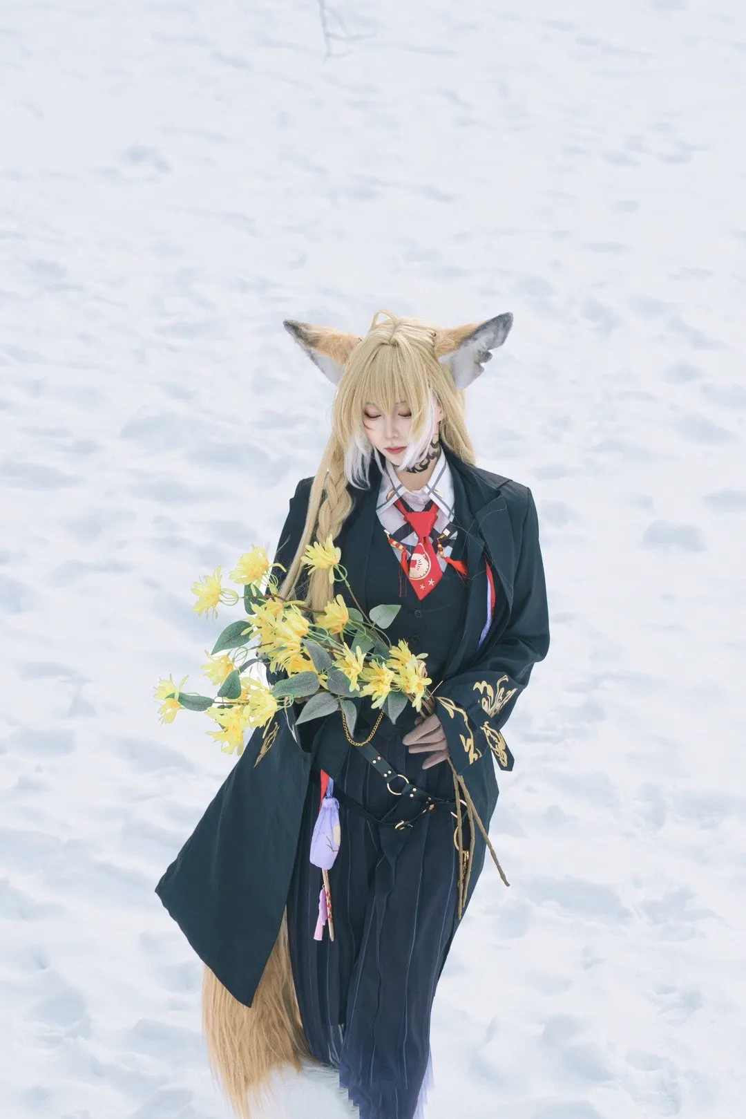 图片[9]-二次元COS分享[COSplay]洋服剑舞，所谓伊人醉山花-二次元COS分享次元吧