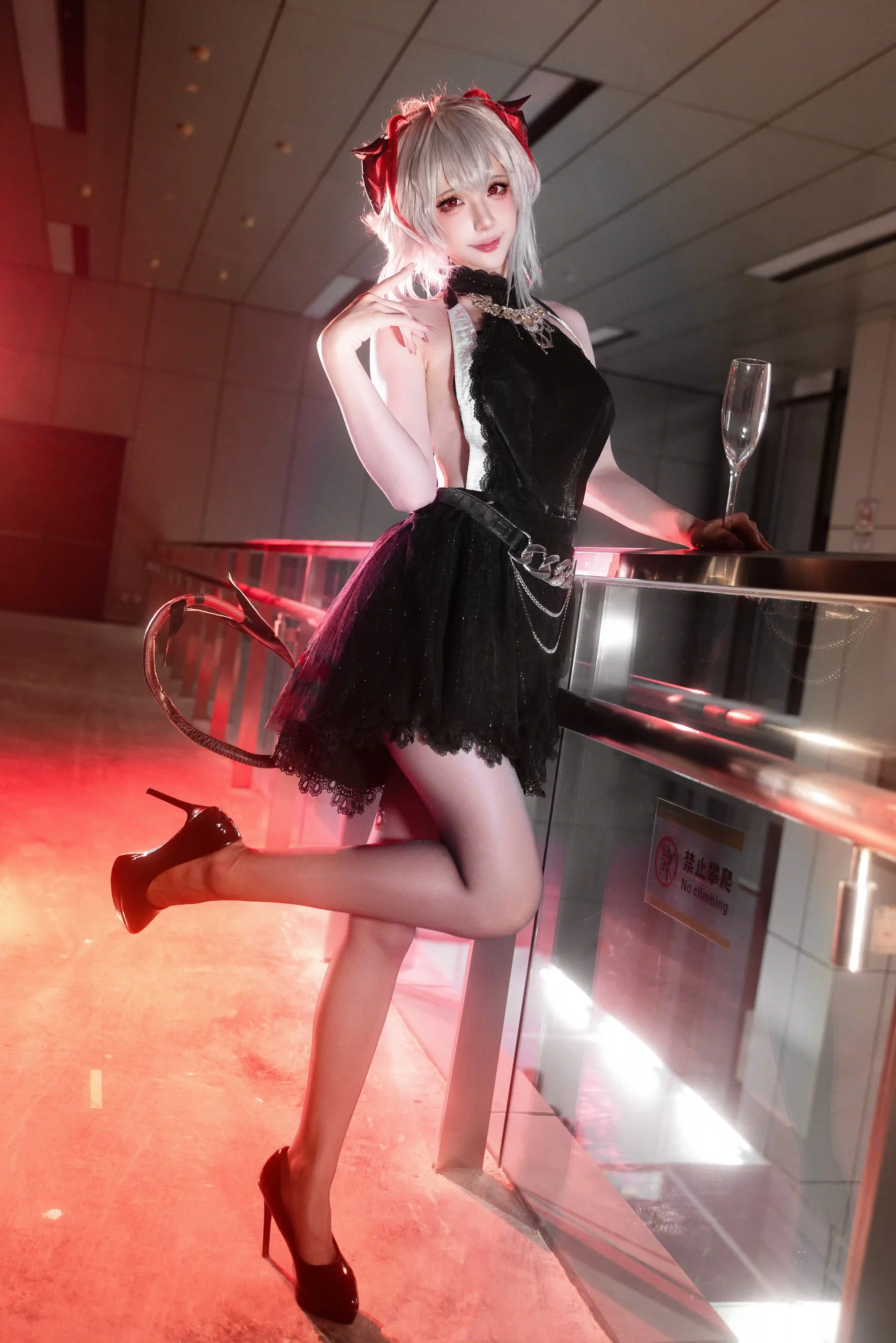 图片[9]-二次元COS分享[COSplay]共饮一杯吧 博士🍷-二次元COS分享次元吧