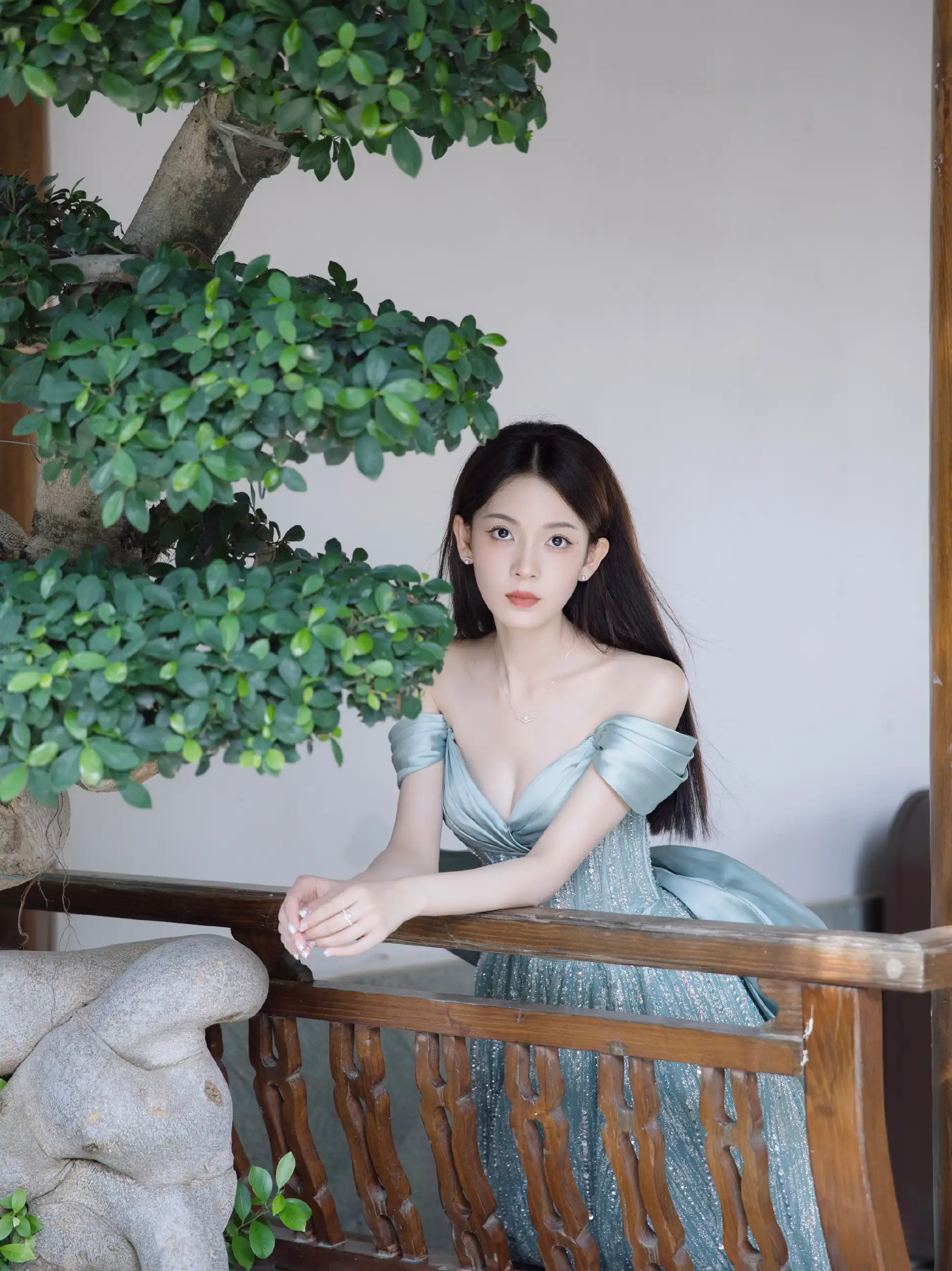 图片[8]-二次元COS分享[明星写真]陈瑶蝴蝶结星闪礼服裙造型大片-流光溢彩间，蝴蝶结轻旋成梦幻星河-二次元COS分享次元吧