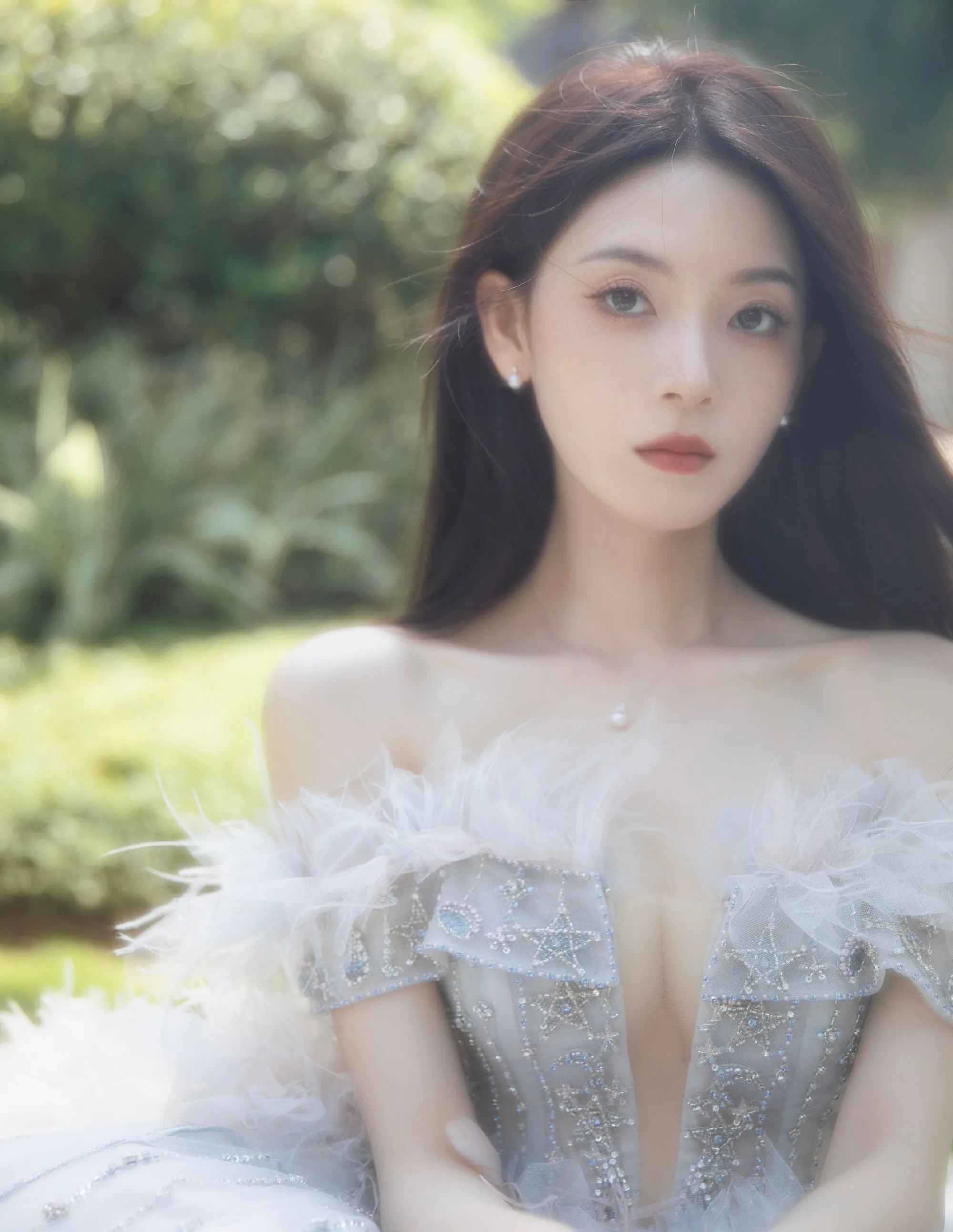 图片[8]-二次元COS分享[明星写真]陈瑶幻纱星月羽毛裙造型-羽织星芒，纱旋月辉间演绎童话秘境-二次元COS分享次元吧