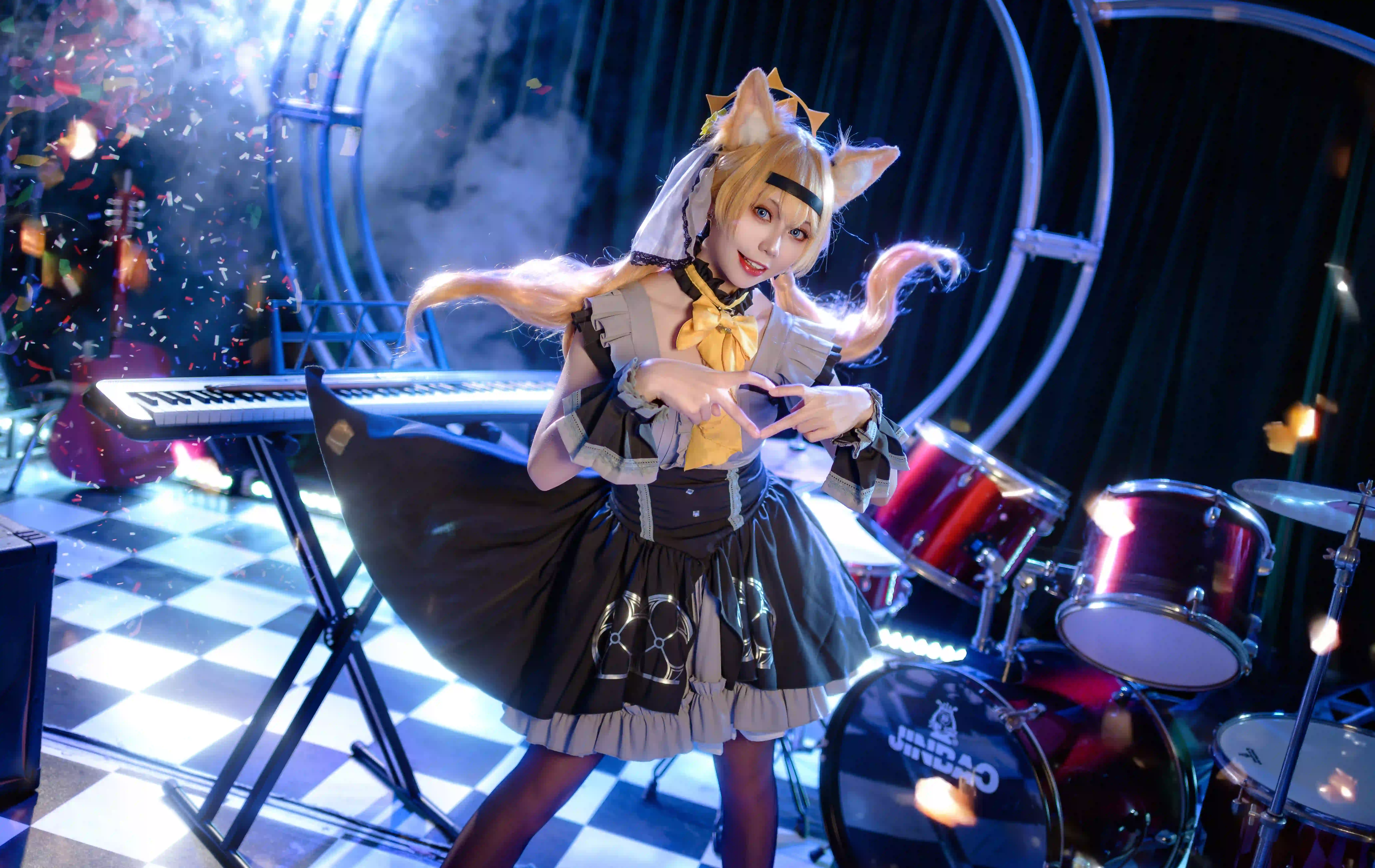 [COSplay]把我的歌声传达给大家！-二次元COS分享次元吧