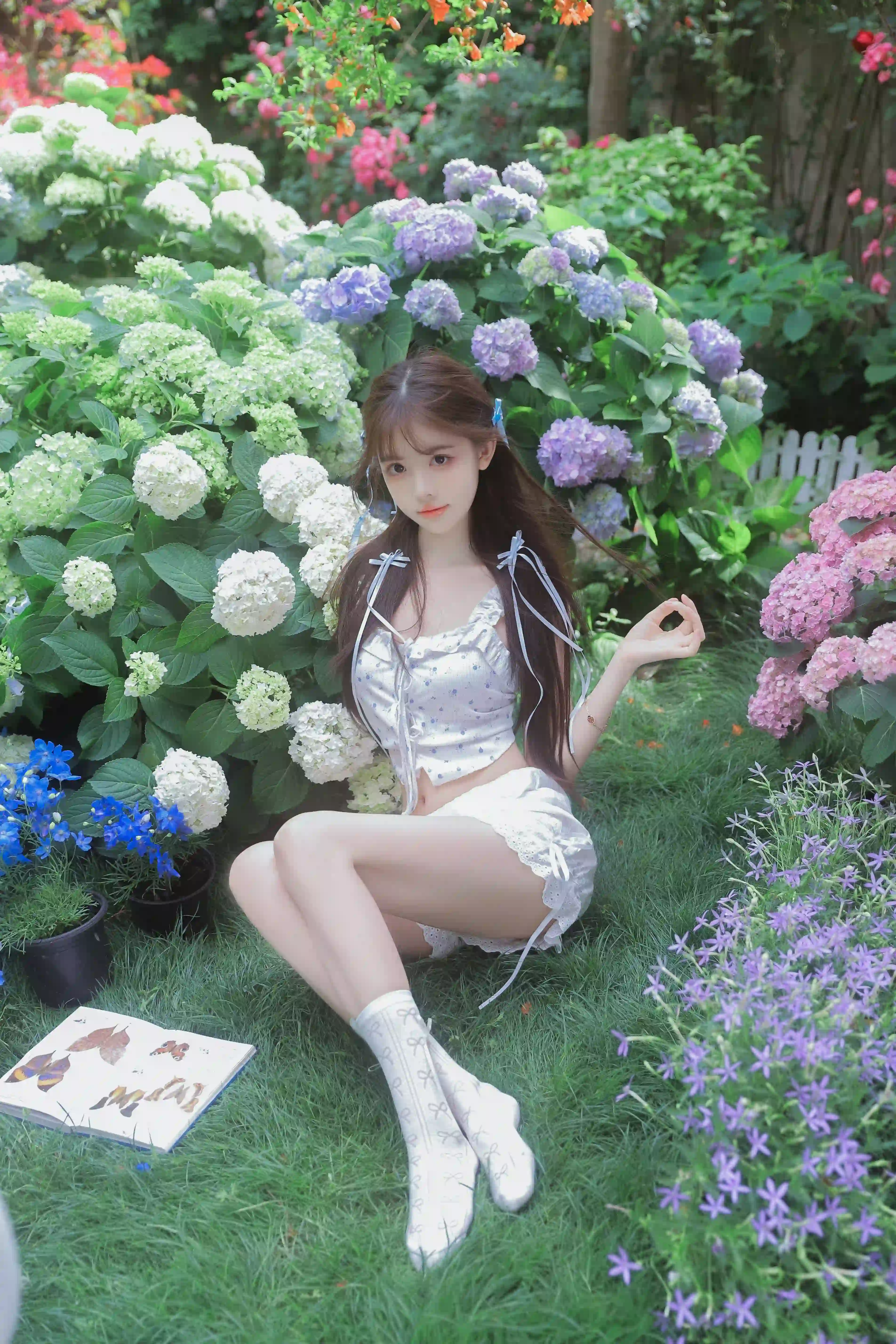 图片[4]-二次元COS分享繁花簇拥-阅读在仲夏夜的梦-二次元COS分享次元吧