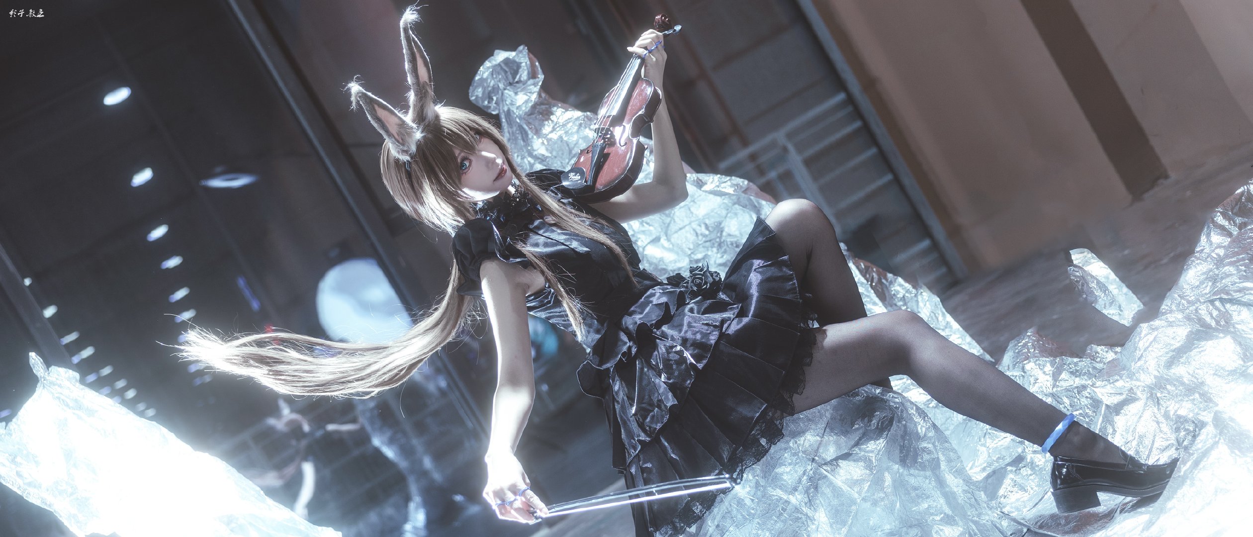 [COSplay]博士，悄悄告诉你一件事——我重新开始练小提琴了。-二次元COS分享次元吧