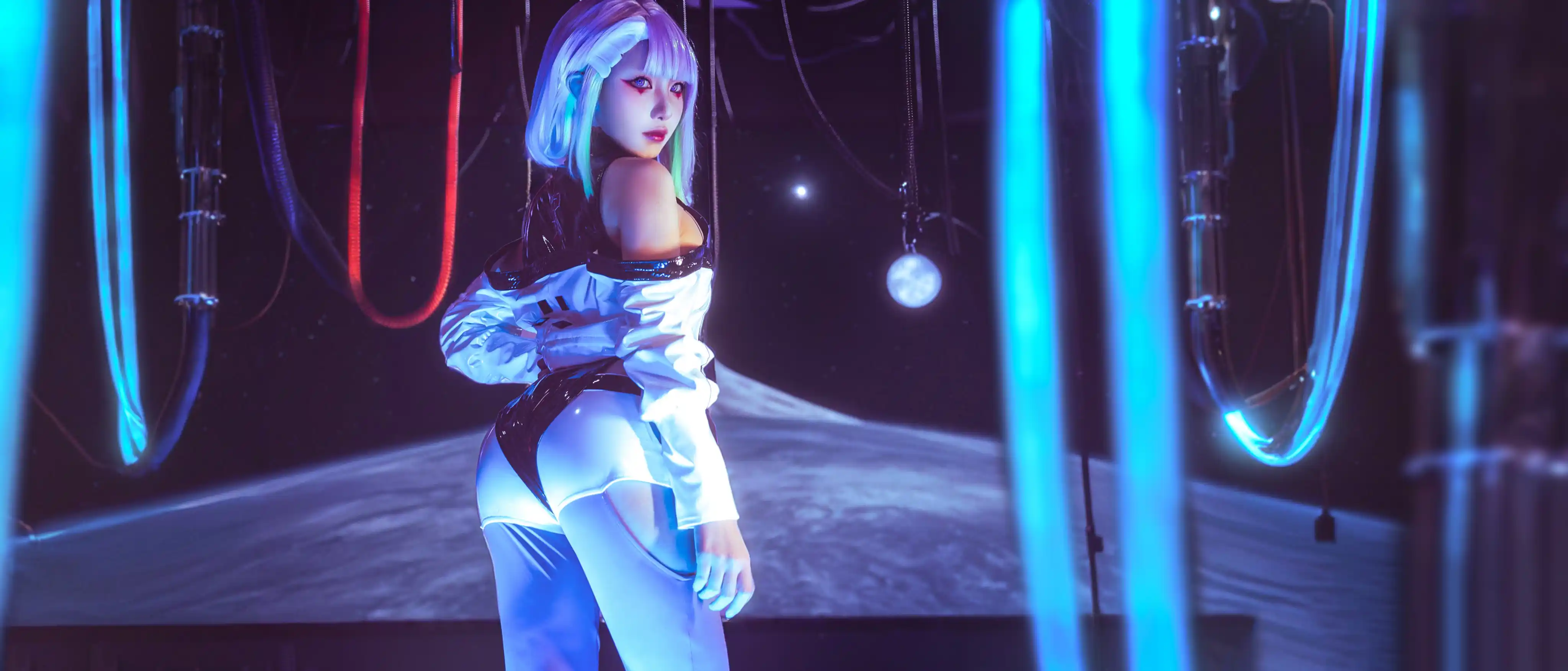 [COSplay]你觉得那是地狱，可对我而言，这里才是地狱，我只想要远走高飞。-二次元COS分享次元吧