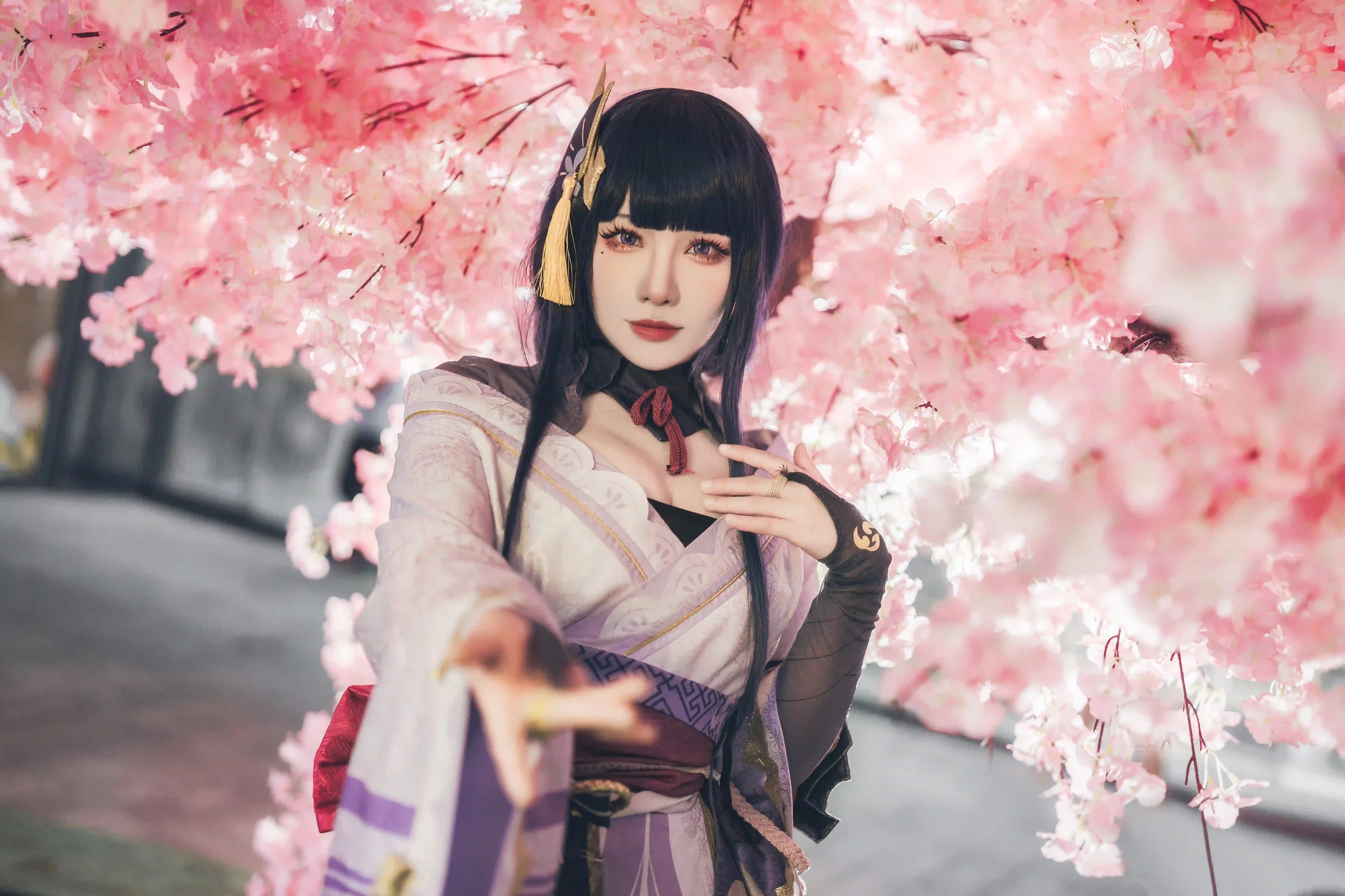 [COSplay]原神 雷电将军 樱花树下-二次元COS分享次元吧