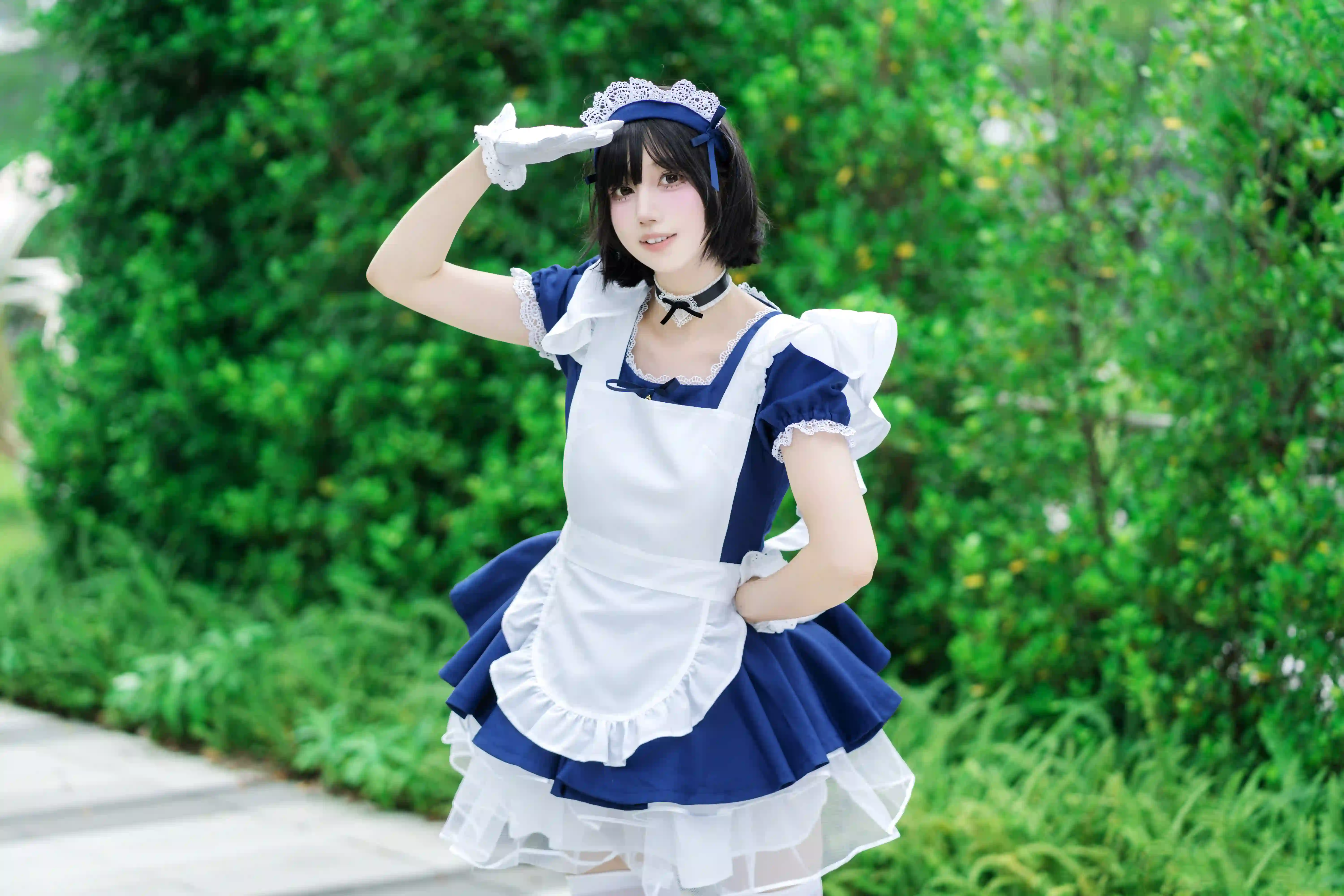 图片[4]-二次元COS分享[COSplay]超甜女仆-户外邂逅，甜度超标-二次元COS分享次元吧
