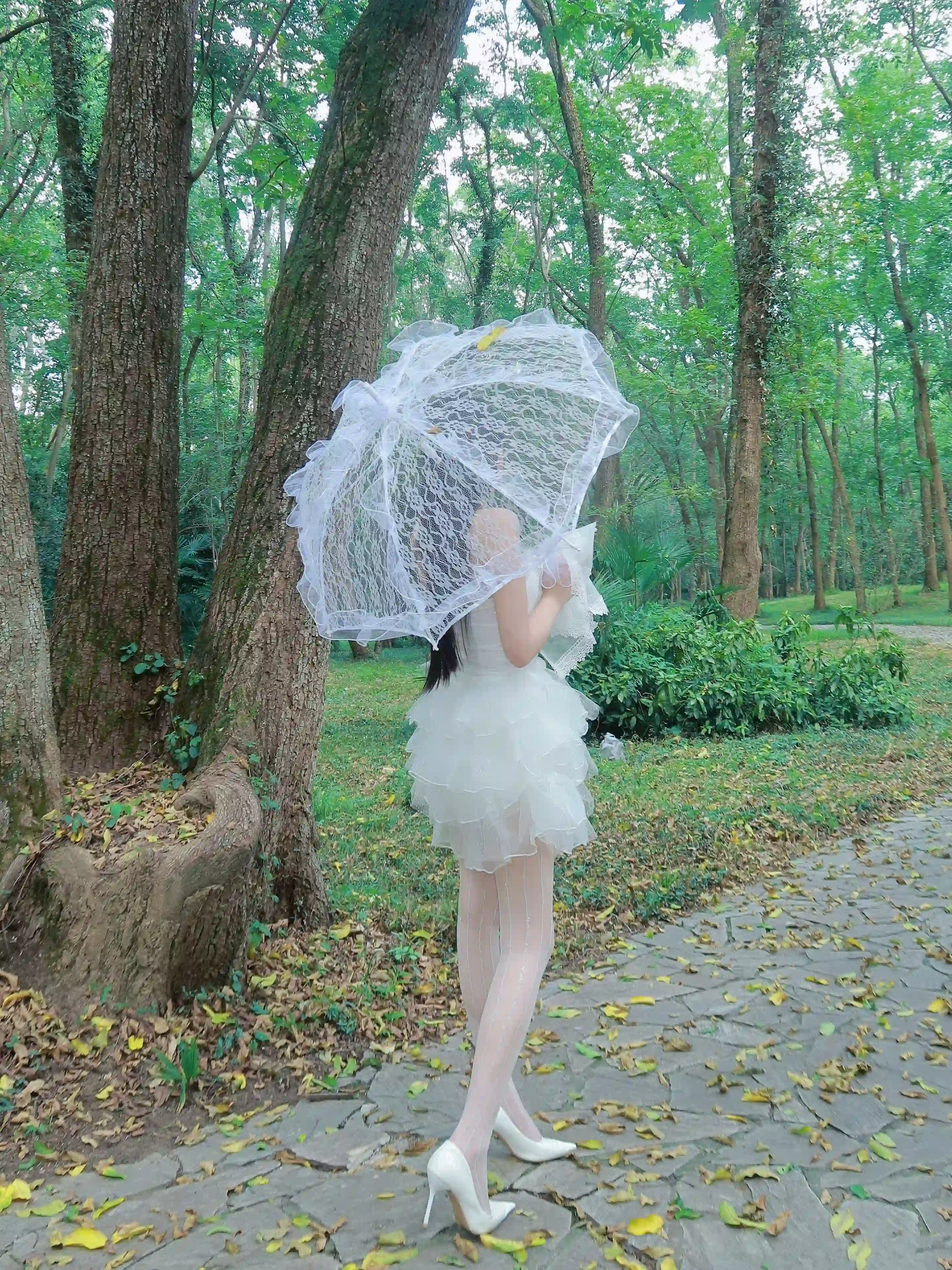 图片[6]-二次元COS分享纯白花嫁，在森林中邂逅浪漫-二次元COS分享次元吧