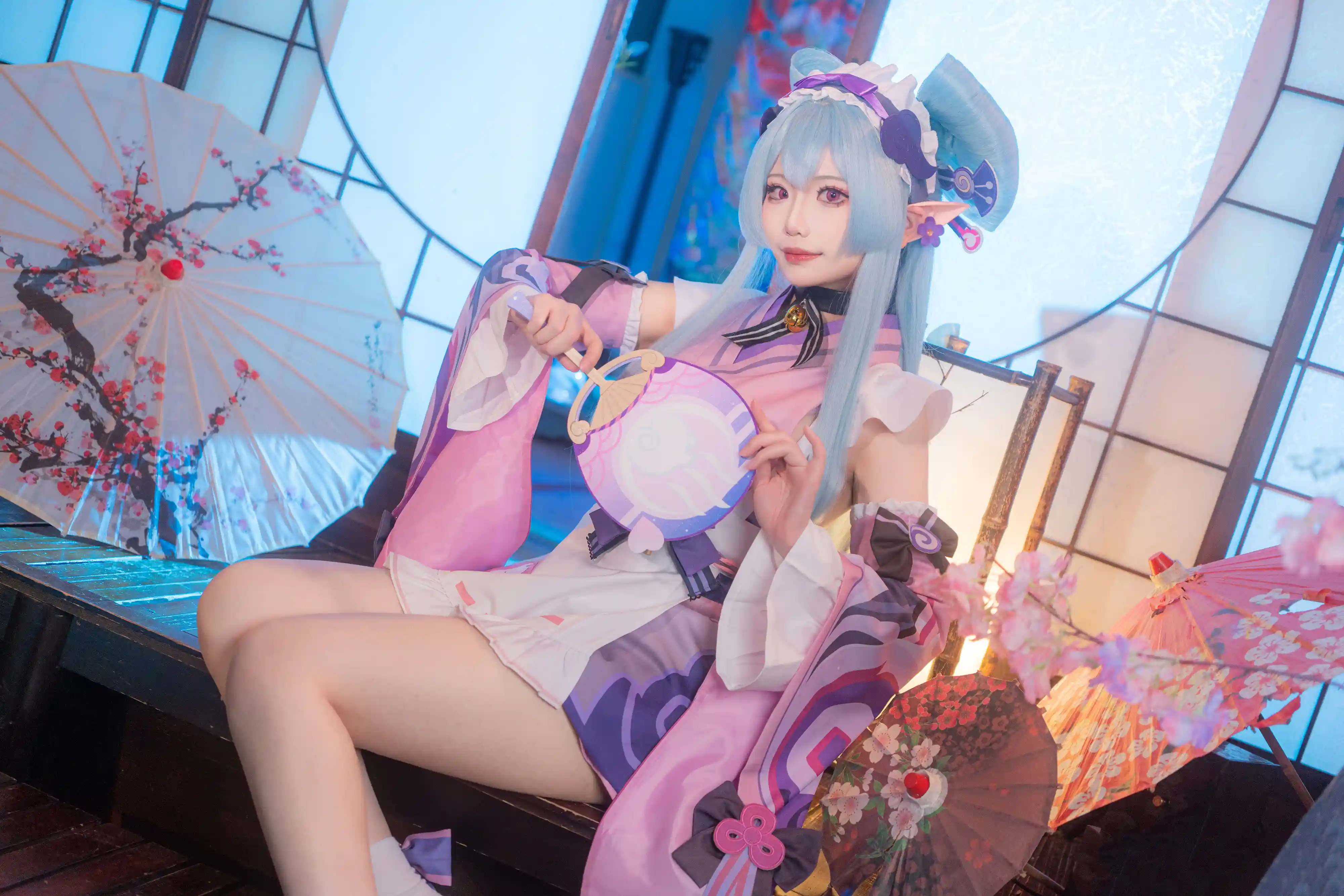 [COSplay]心里的烦恼都可以讲给我听，哪位先来？ ​​​-二次元COS分享次元吧