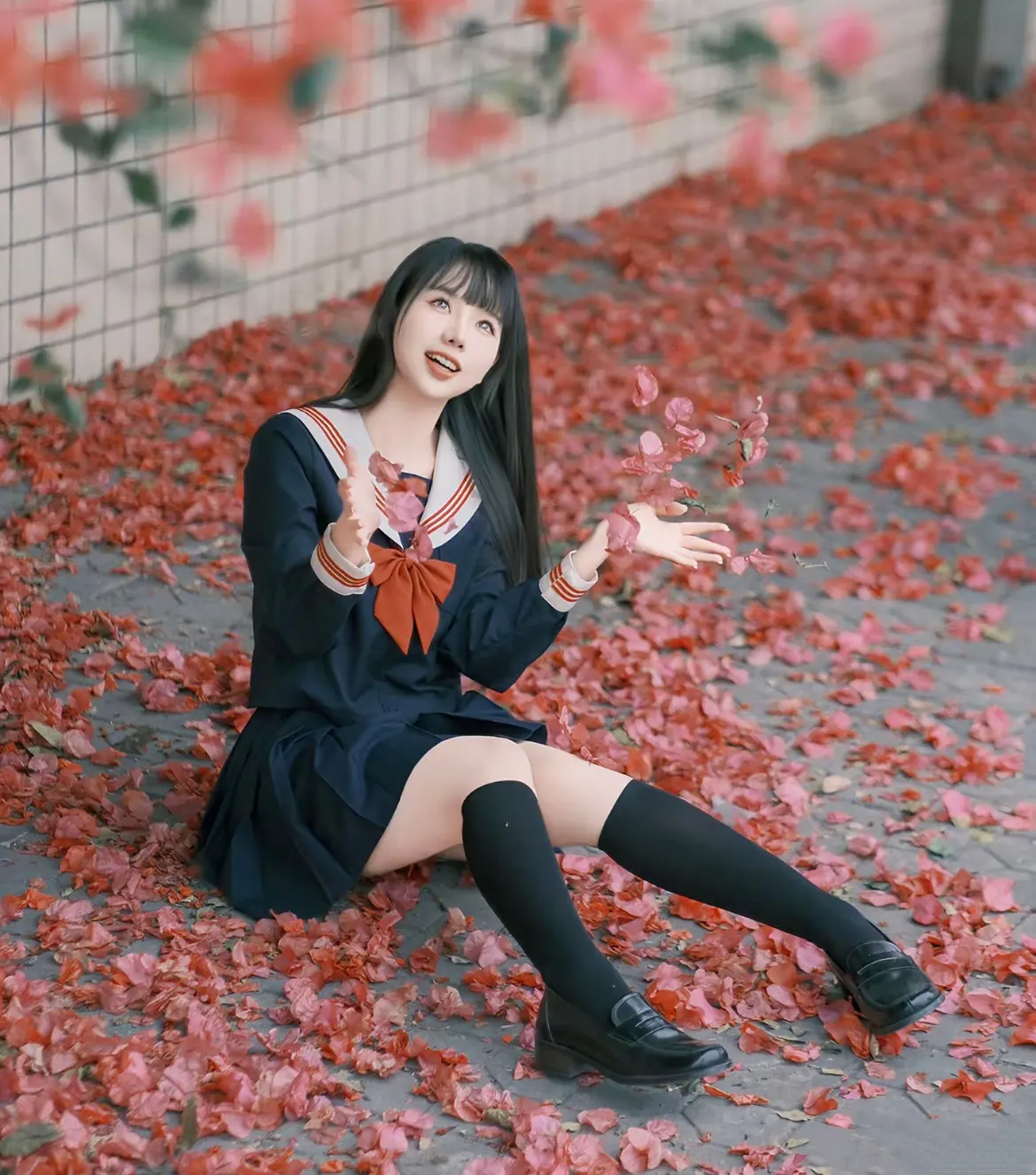 图片[2]-二次元COS分享[JK]躺在花海里的校园少女，藏着夏日心事-二次元COS分享次元吧