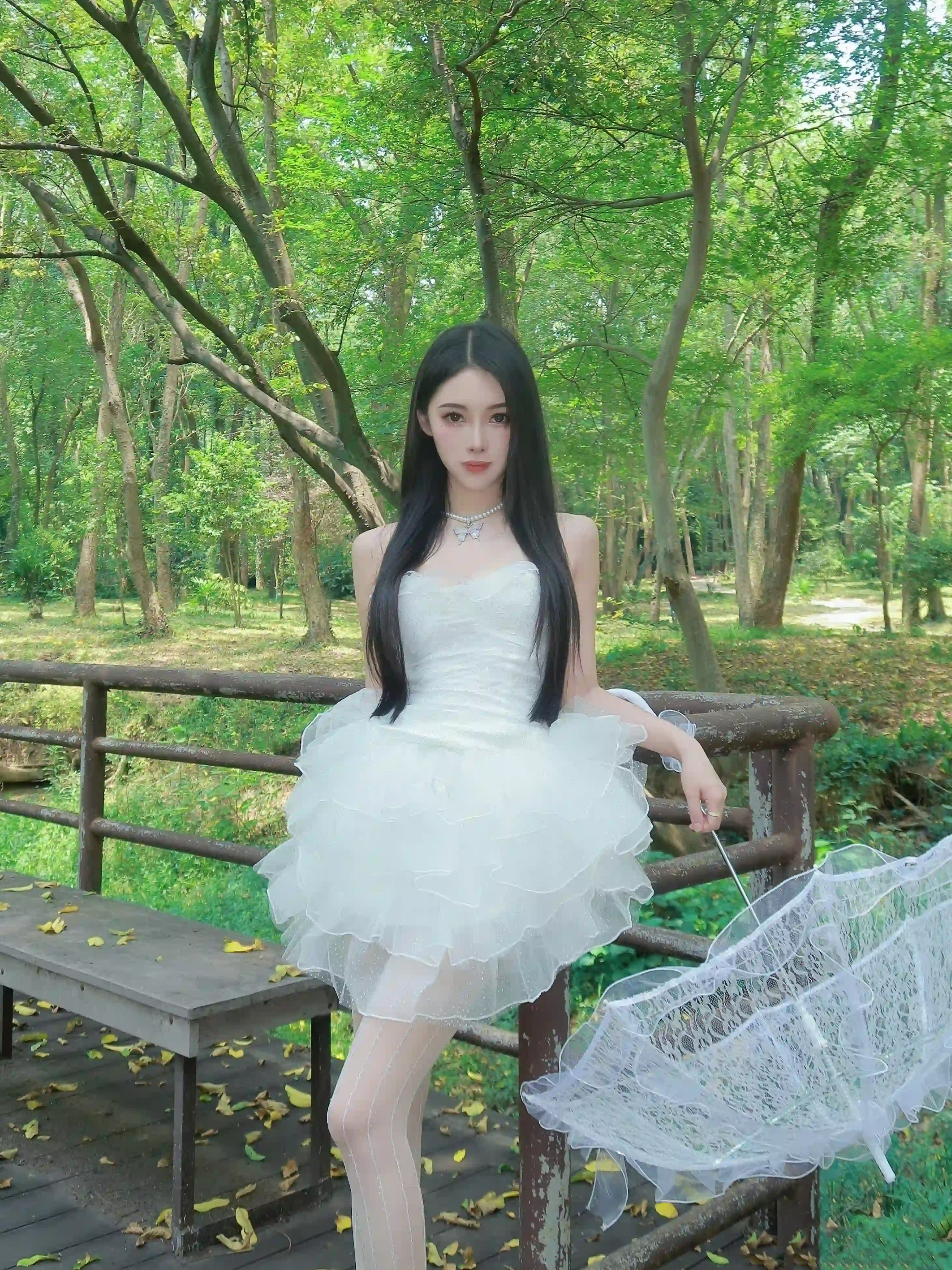 图片[2]-二次元COS分享纯白花嫁，在森林中邂逅浪漫-二次元COS分享次元吧