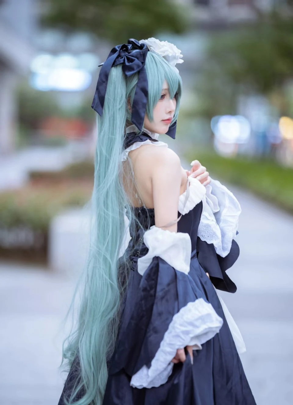 图片[4]-二次元COS分享[COSplay]哪怕世界冷漠以待，有初音的歌声相伴便是前行的力量源泉。 ​​​-二次元COS分享次元吧