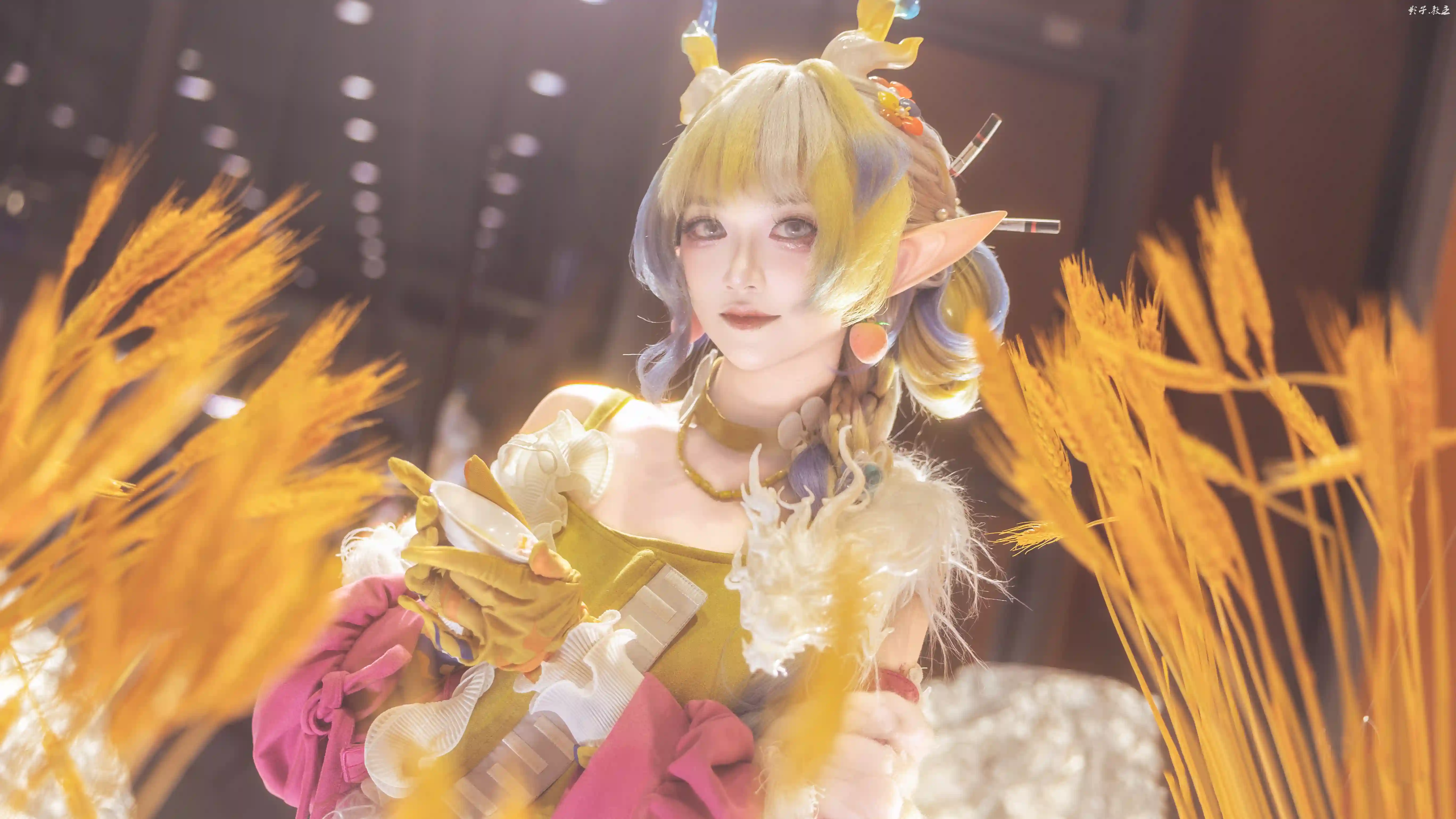 [COSplay]锦绣紫衫，轻纱罗裙，神女卧于此间，静看沧海桑田。-二次元COS分享次元吧