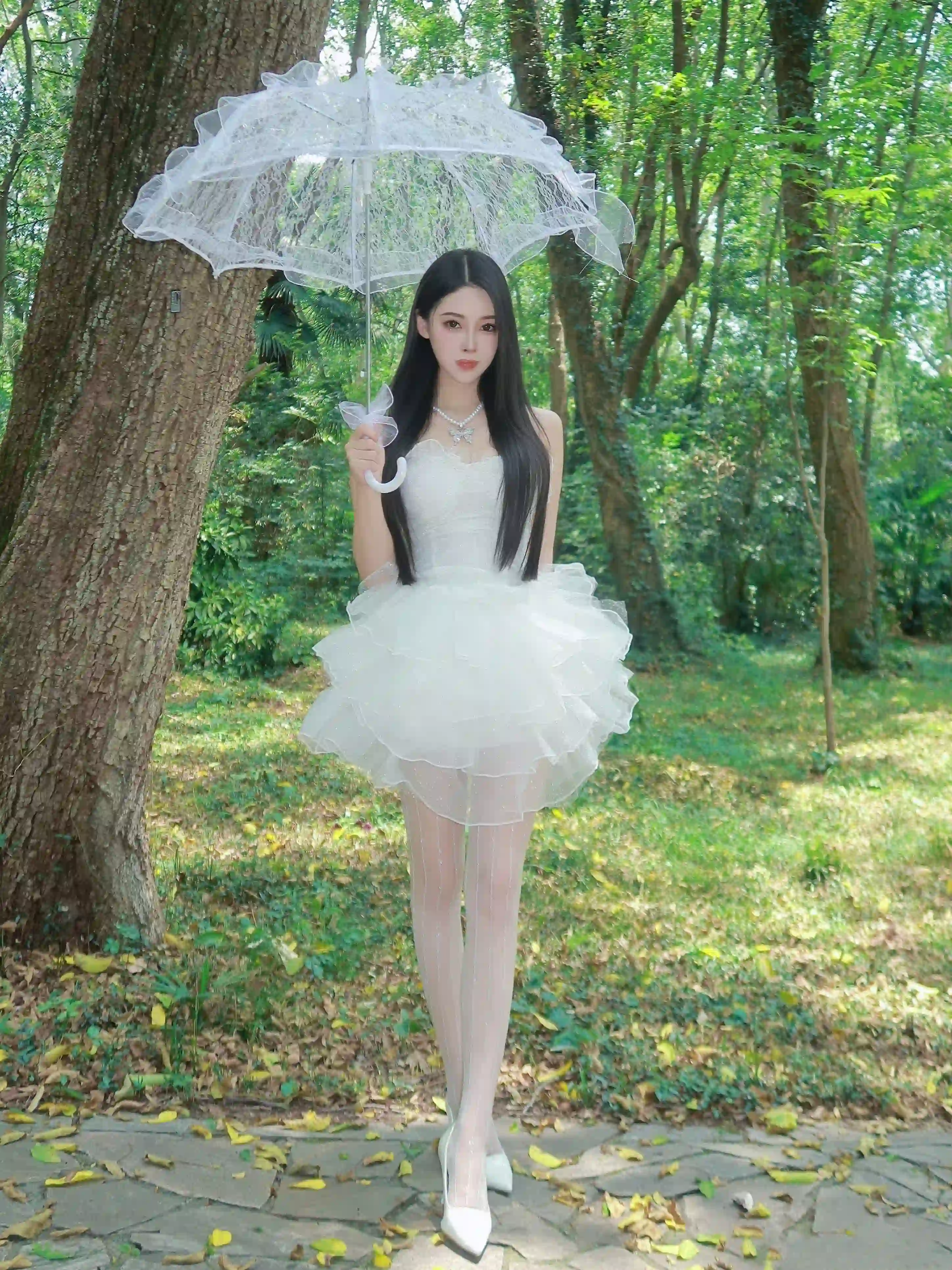 图片[4]-二次元COS分享纯白花嫁，在森林中邂逅浪漫-二次元COS分享次元吧