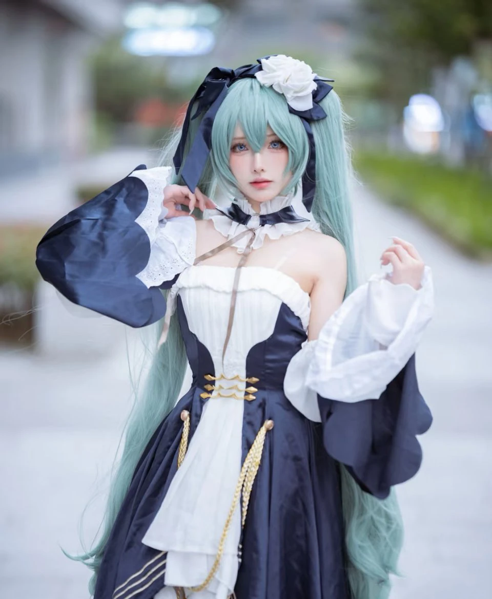图片[7]-二次元COS分享[COSplay]哪怕世界冷漠以待，有初音的歌声相伴便是前行的力量源泉。 ​​​-二次元COS分享次元吧