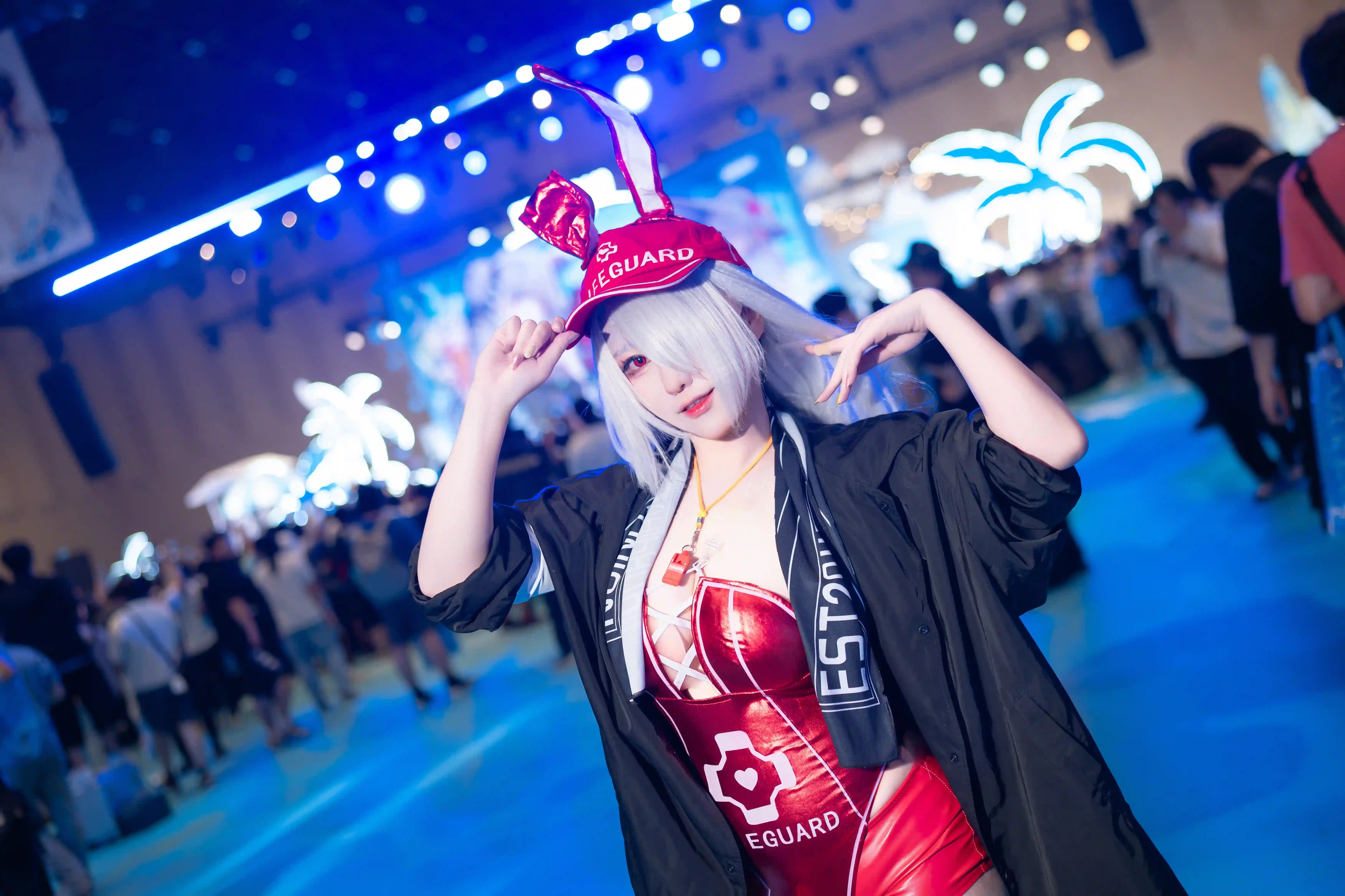 [COSplay]指挥官早啊～今天是来游泳 还是来看女孩子的？-二次元COS分享次元吧