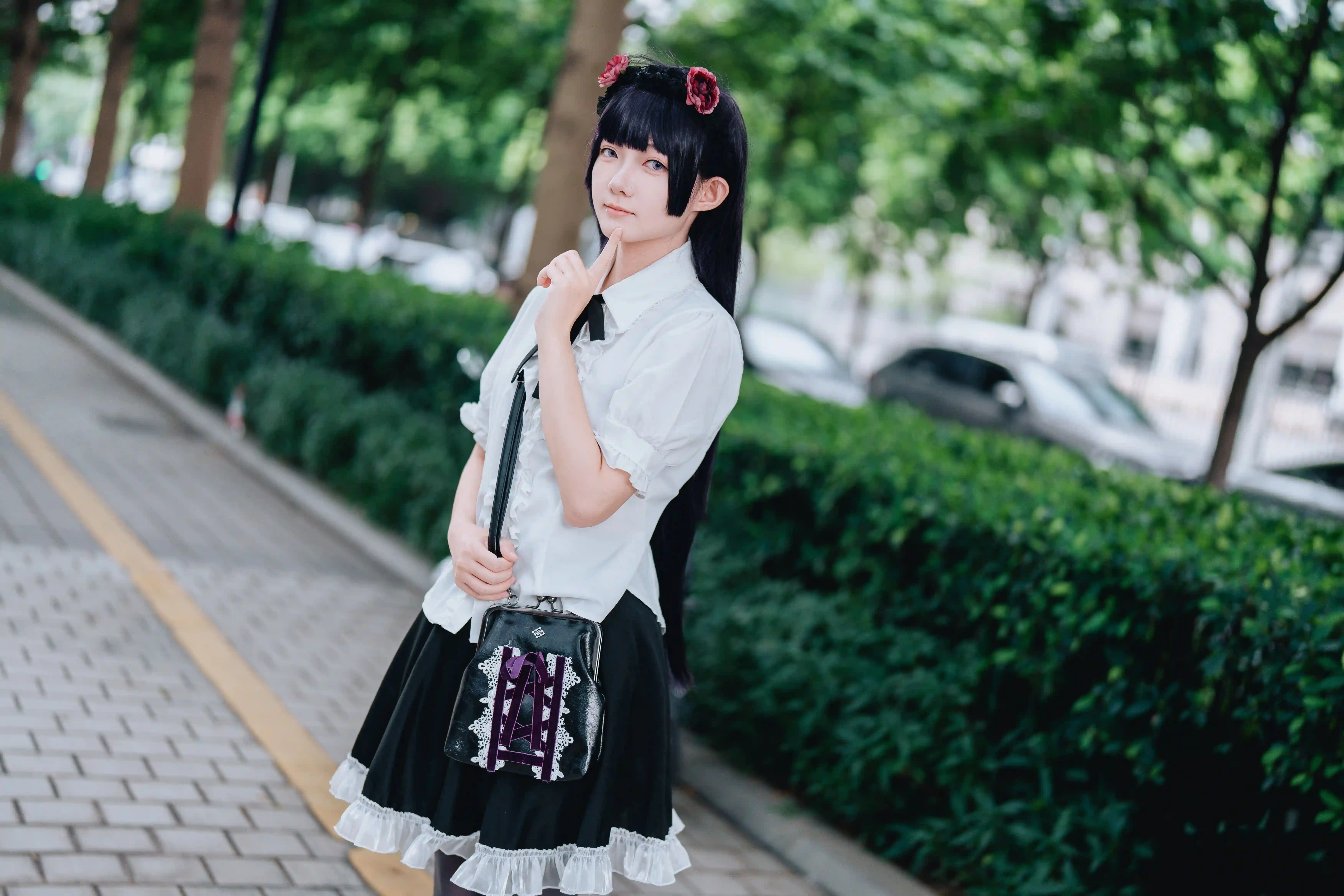 图片[1]-二次元COS分享[COSplay]五更琉璃 白衫黑裙，还原傲娇少女-二次元COS分享次元吧