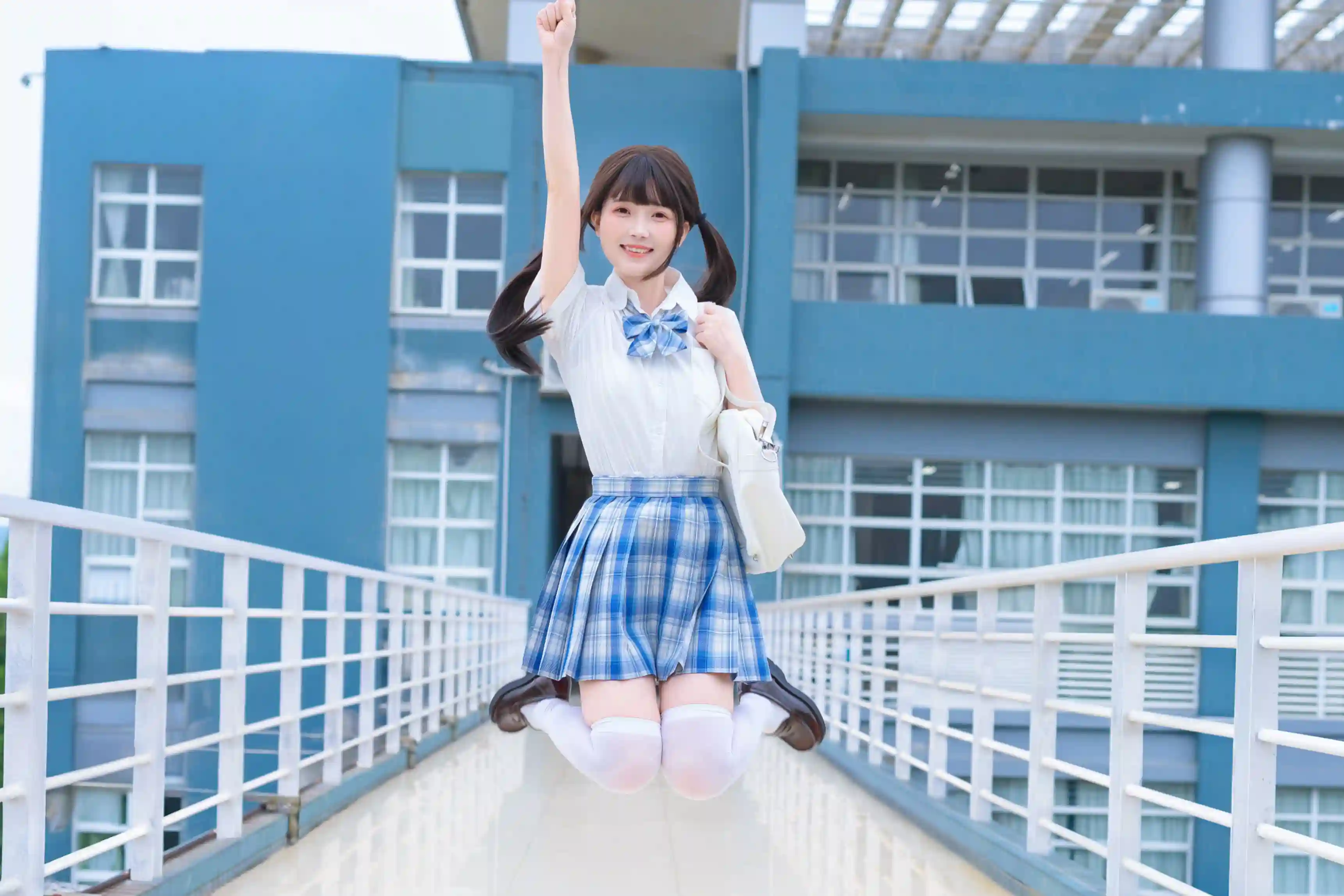 [JK]天台邂逅，JK 制服的清新瞬间-二次元COS分享次元吧