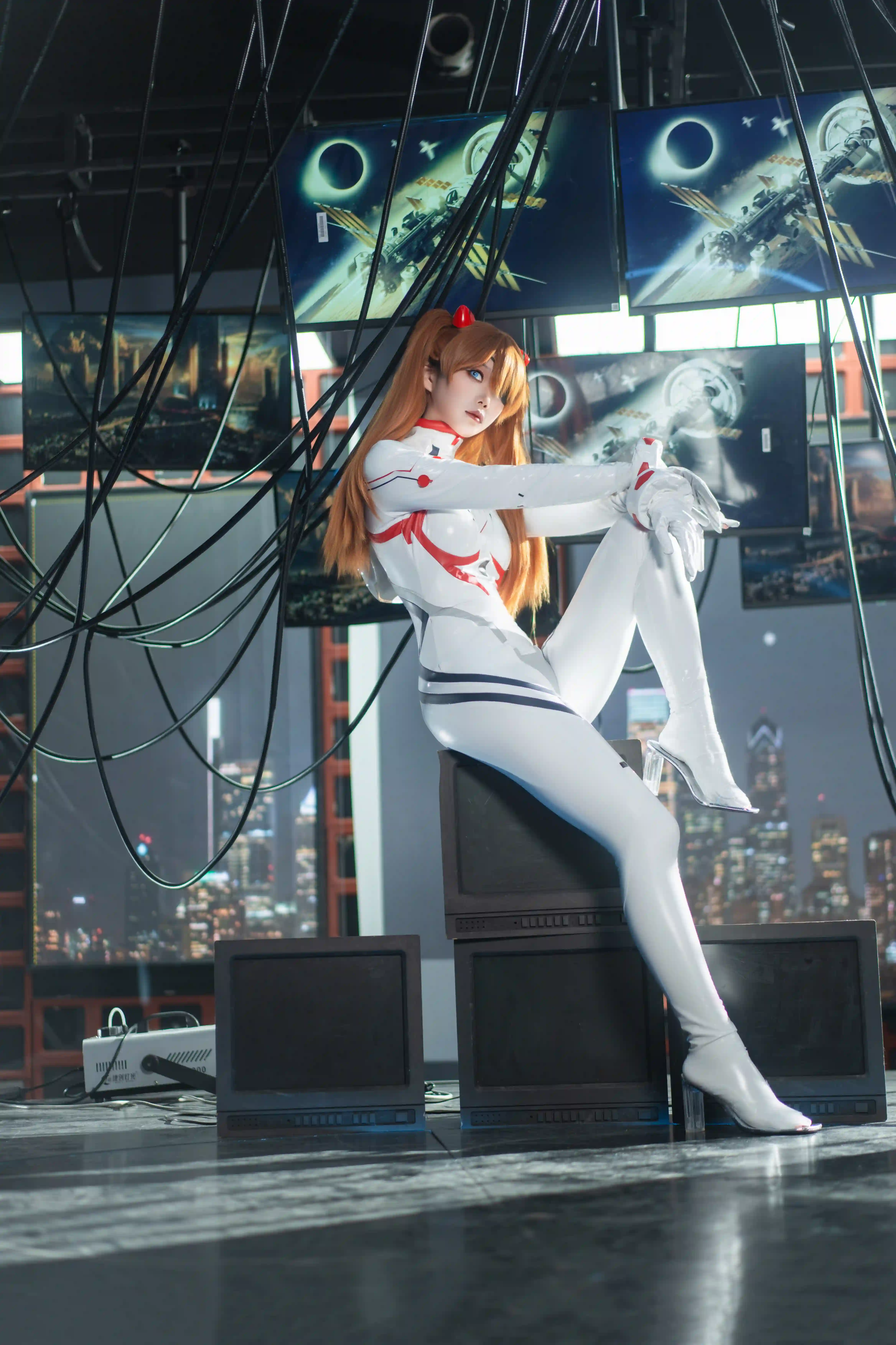 图片[10]-二次元COS分享[COSplay]新世纪福音战士 明日香，在科技感场景中尽显飒爽-二次元COS分享次元吧