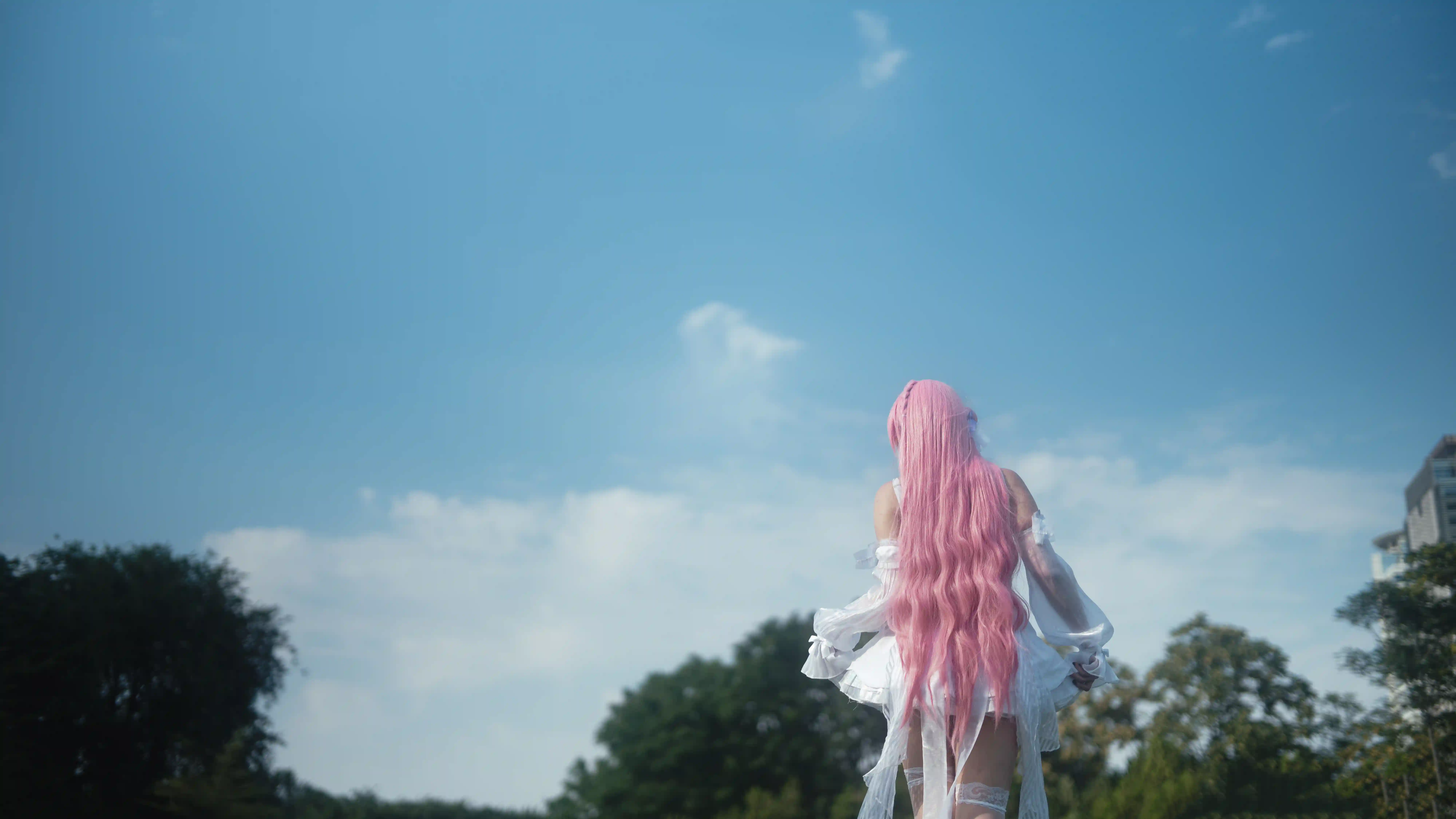 [COSplay]胜利女神 桃乐丝 粉发与蓝天的浪漫邂逅-二次元COS分享次元吧