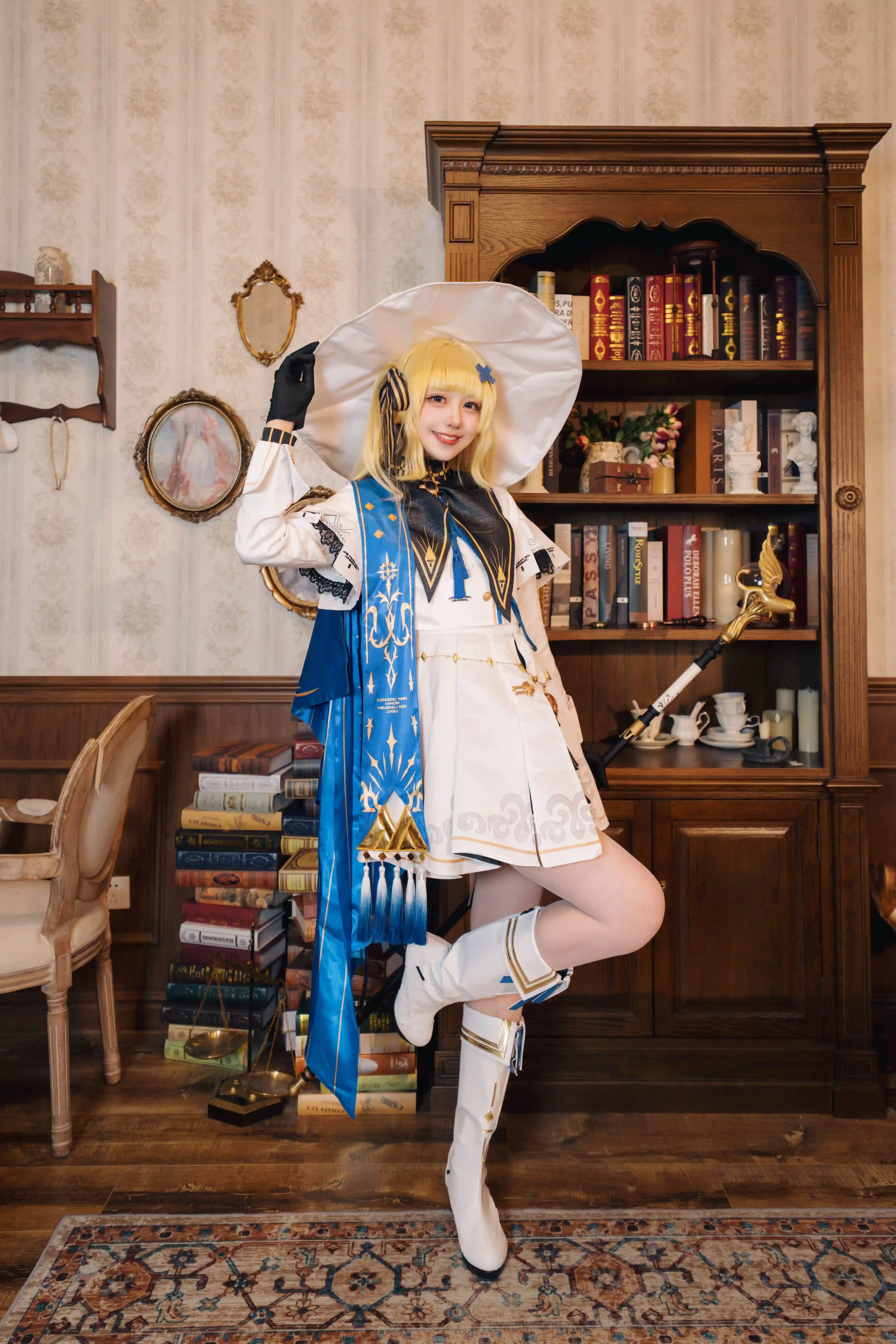 图片[4]-二次元COS分享[COSplay]鸣潮 菲比 在复古空间，还原优雅魔导士风姿-二次元COS分享次元吧