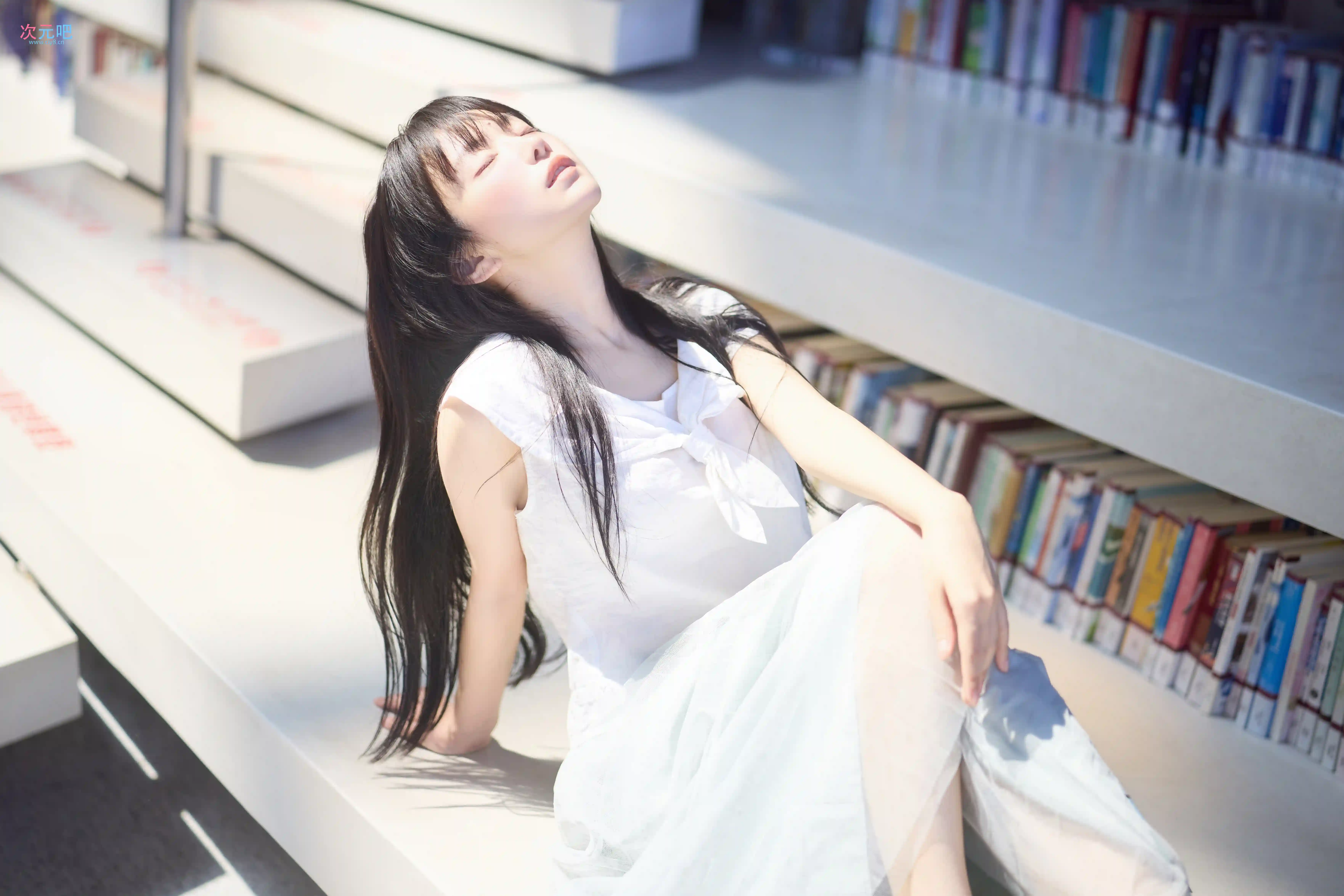 Shika小鹿鹿 - 图书馆-二次元COS分享次元吧