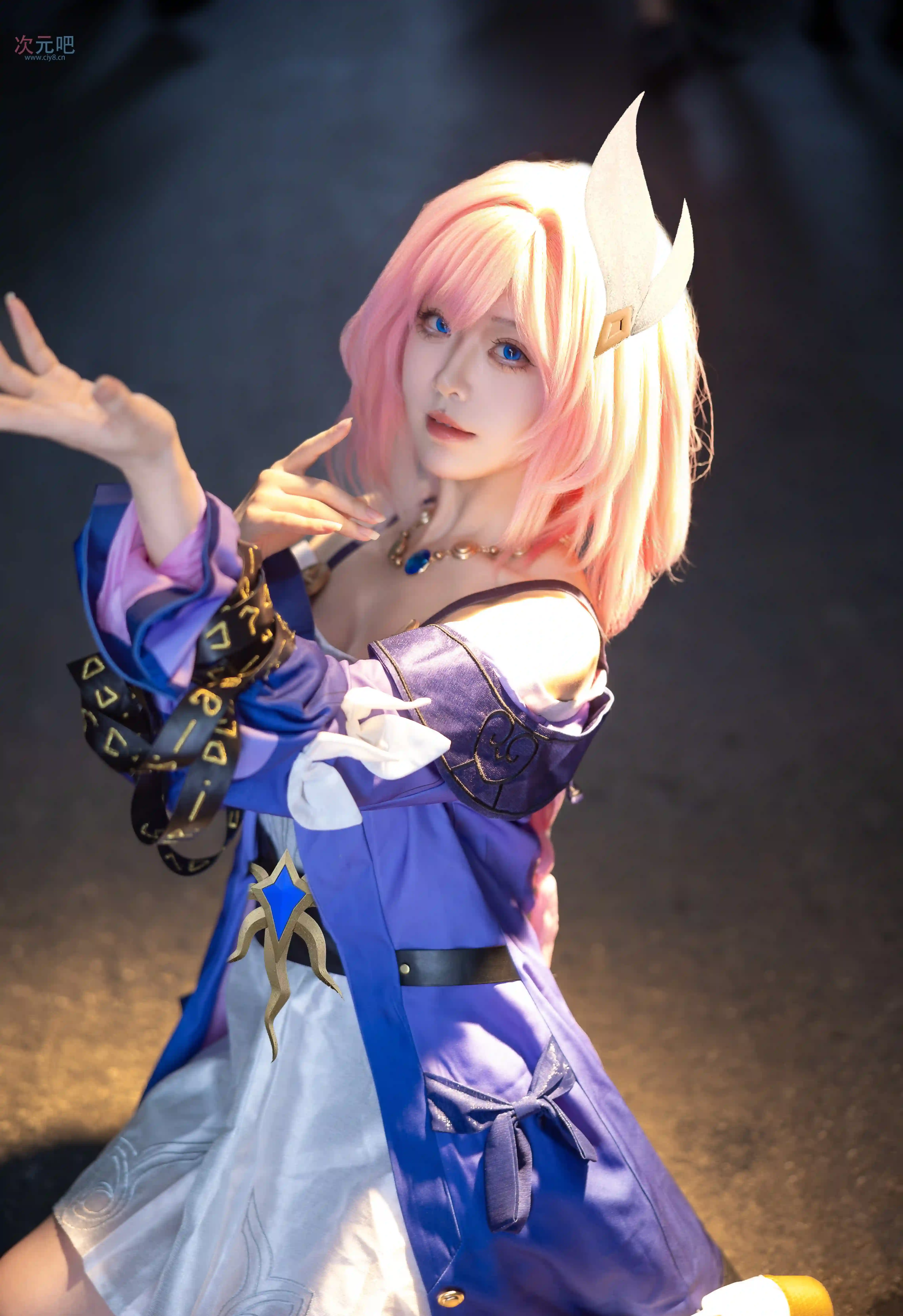 图片[4]-二次元COS分享[COSplay]娇弱可爱的外表下，藏着一颗炽热的真心-二次元COS分享次元吧