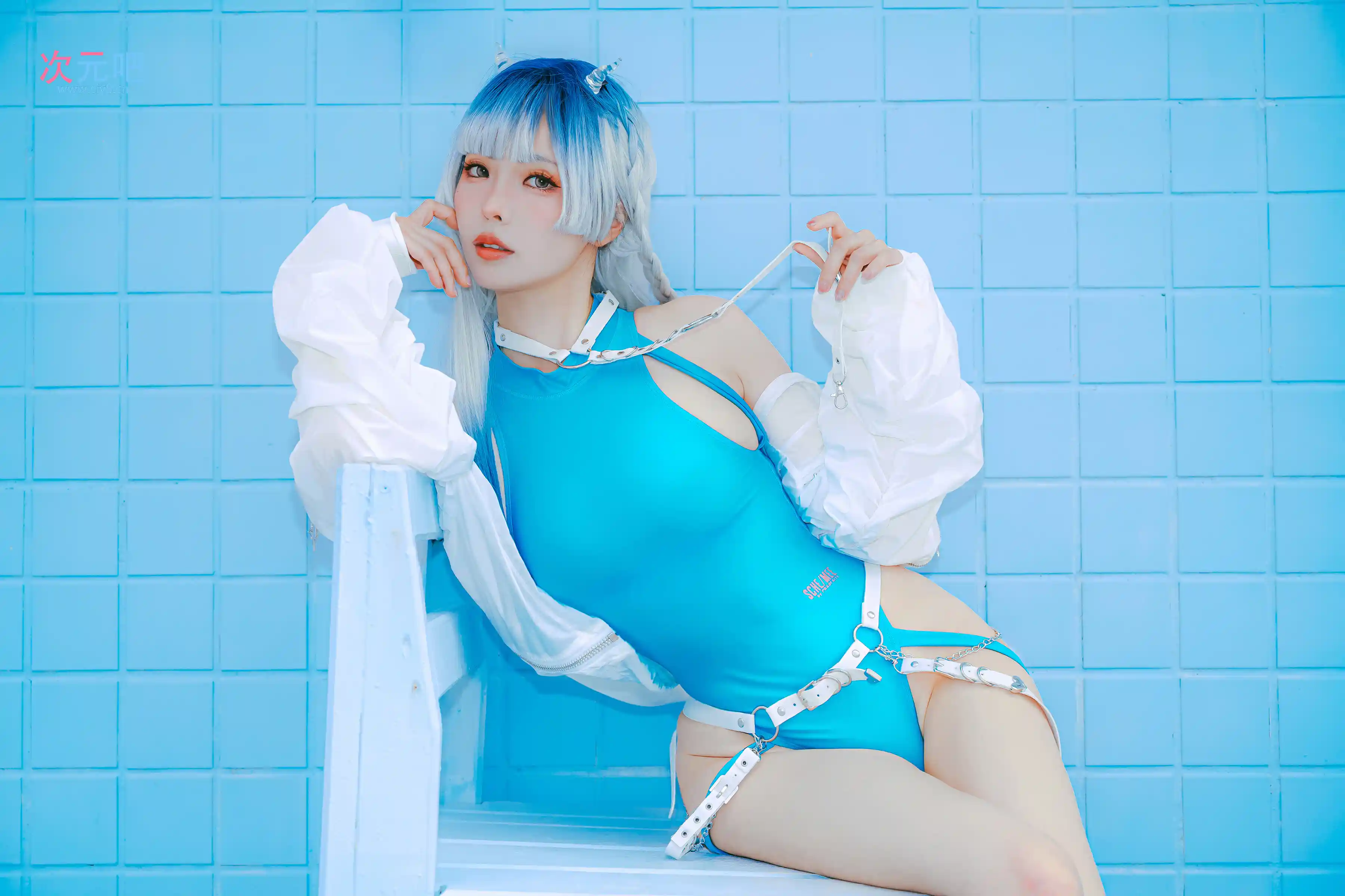 Ely_eee (ElyEE子) – Glassyhorn Devil-二次元COS分享次元吧