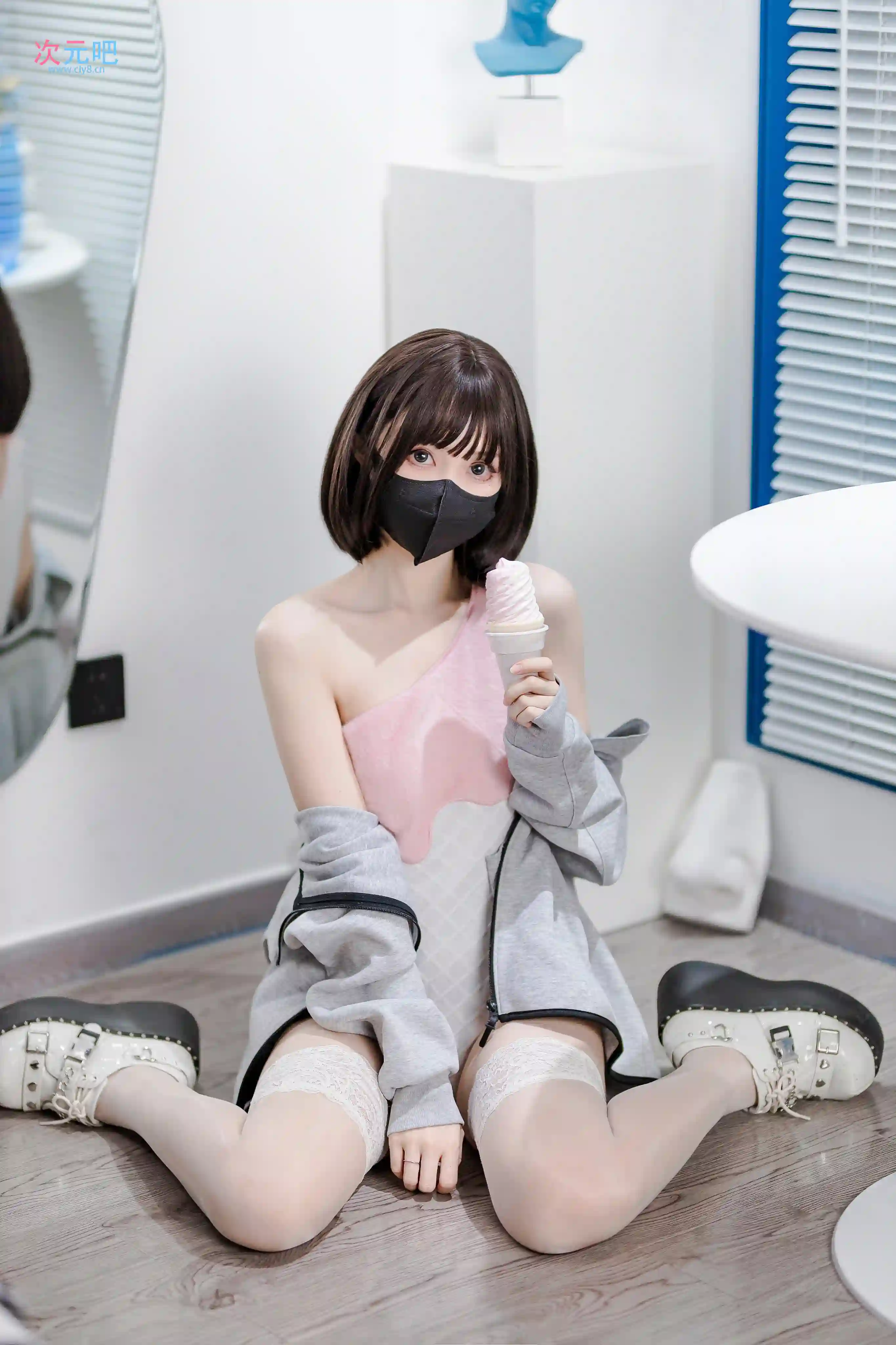 图片[1]-二次元COS分享洛桑w伊梓 – 甜筒-二次元COS分享次元吧